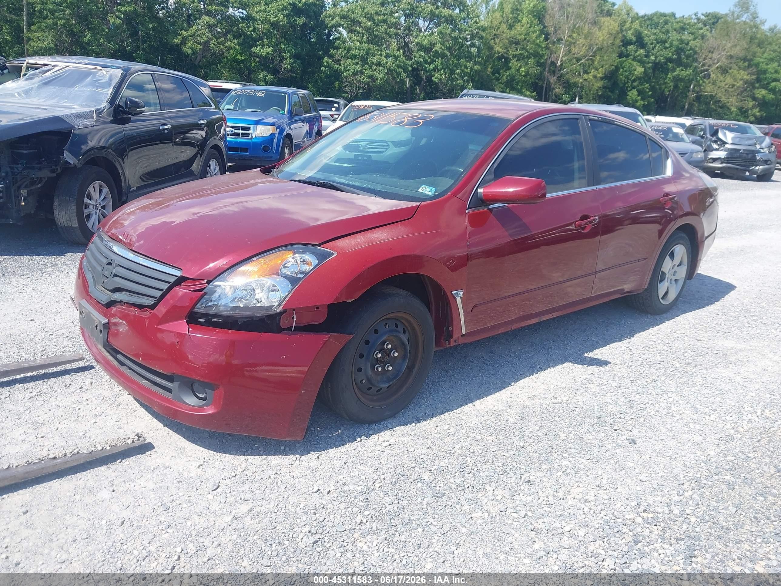 2008 Nissan Altima 2.5 S Red vin: 1N4AL21E68N416110