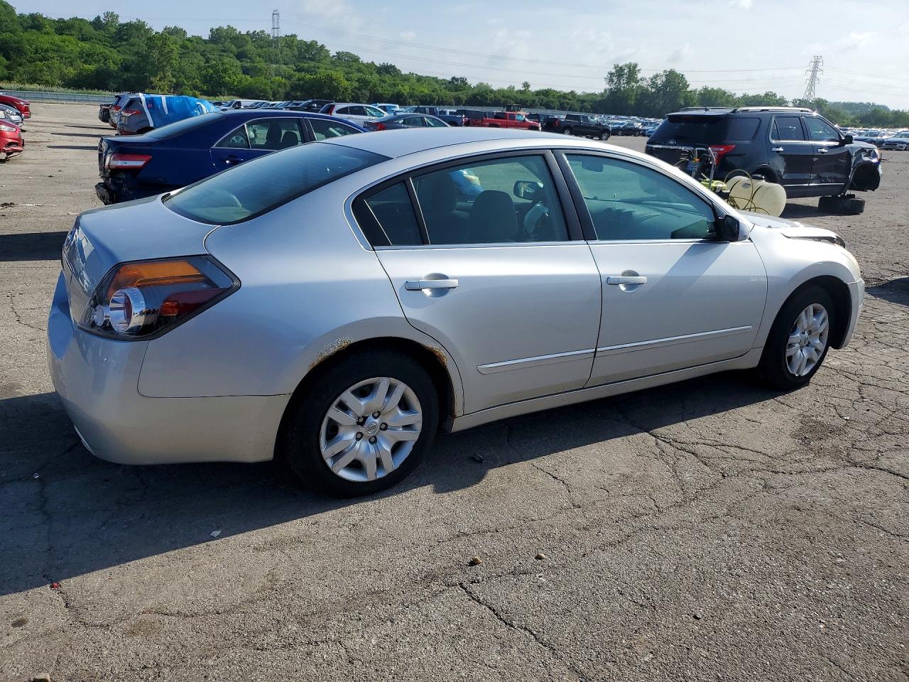 2009 Nissan Altima 2.5/2.5s Silver vin: 1N4AL21E69C105676