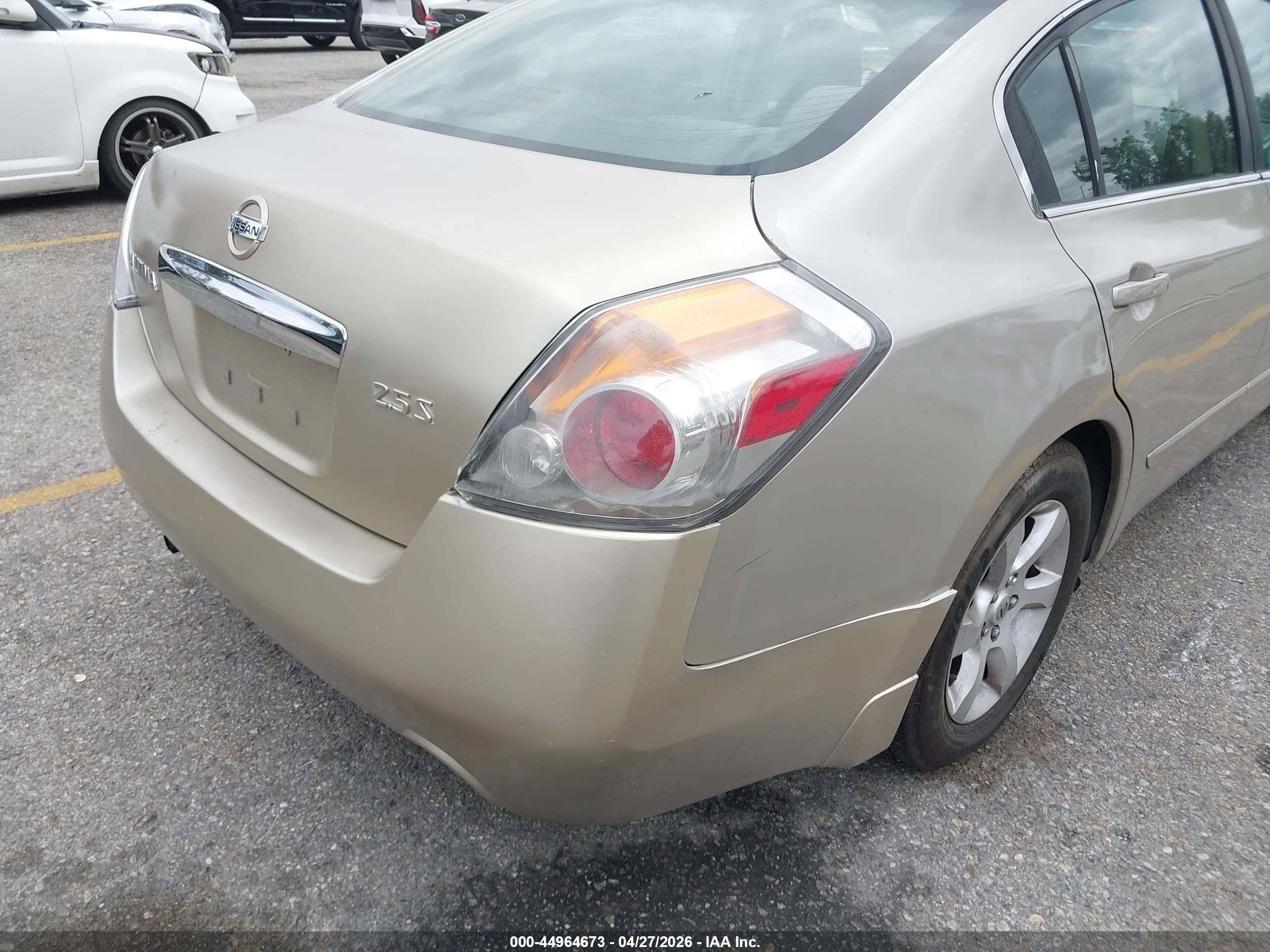 2009 Nissan Altima 2.5 S Gold vin: 1N4AL21E69C124485