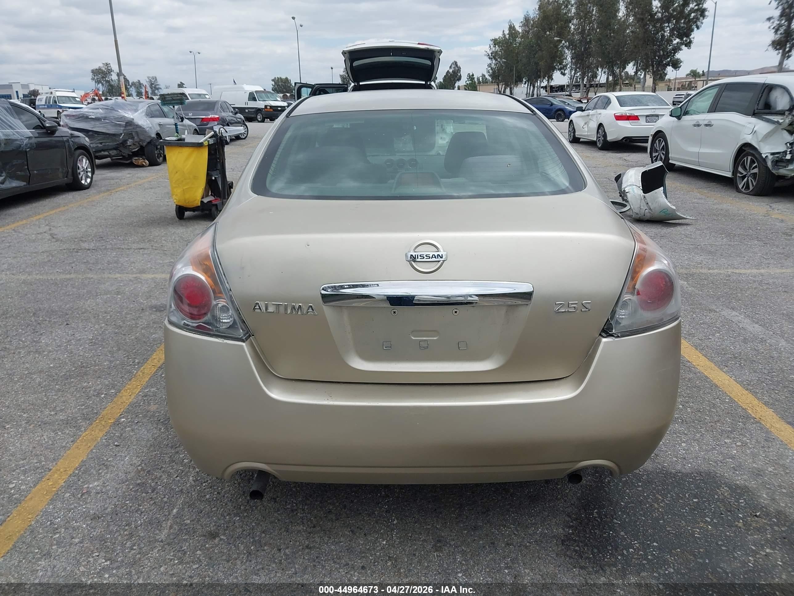 2009 Nissan Altima 2.5 S Gold vin: 1N4AL21E69C124485