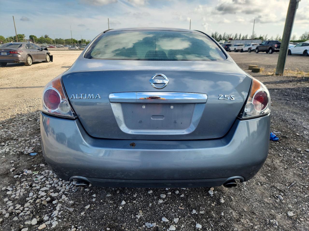 2009 Nissan Altima 2.5 Silver vin: 1N4AL21E69N413354