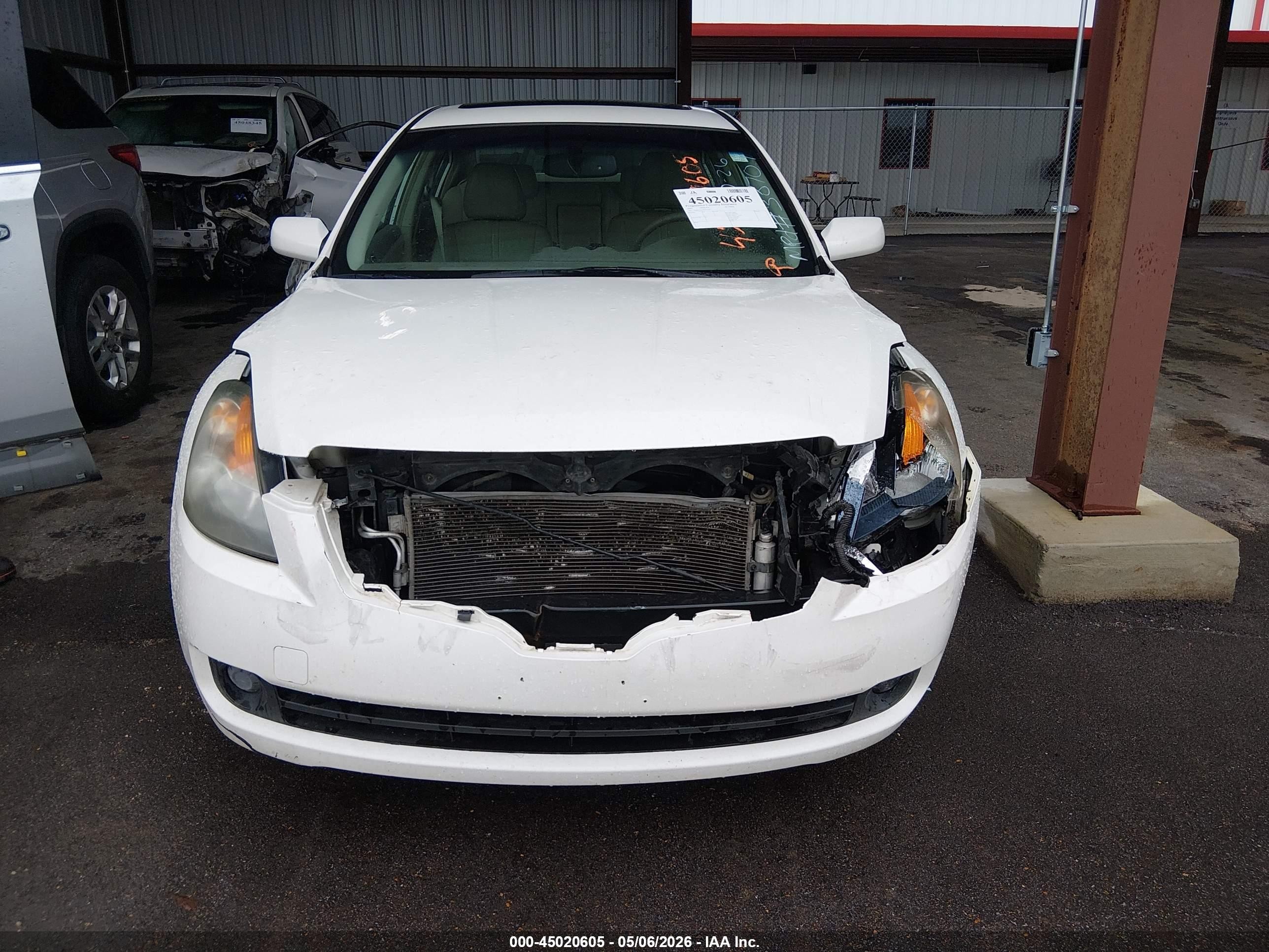 2009 Nissan Altima 2.5 S Белый vin: 1N4AL21E69N415363