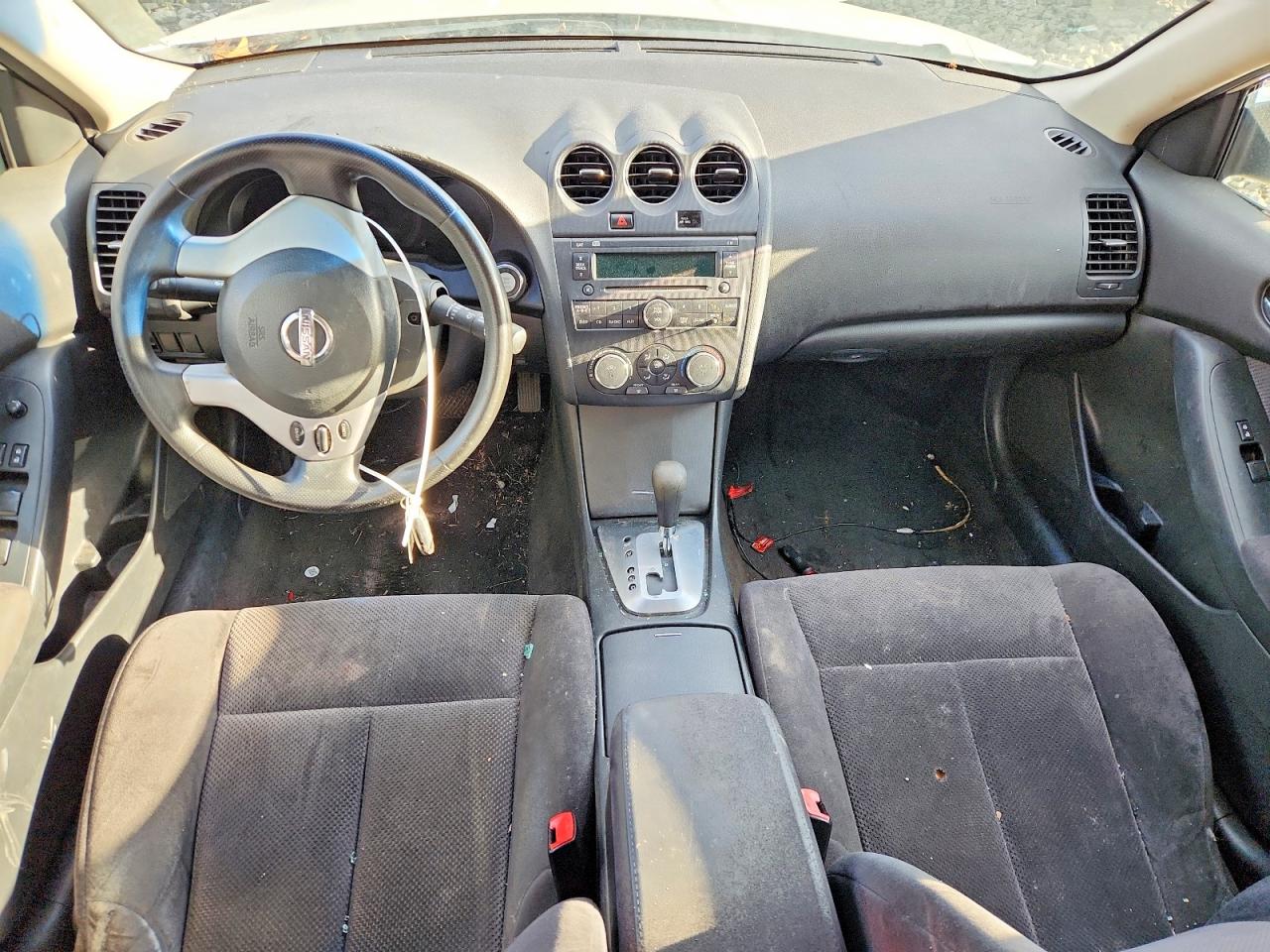 2009 Nissan Altima 2.5 White vin: 1N4AL21E69N497689