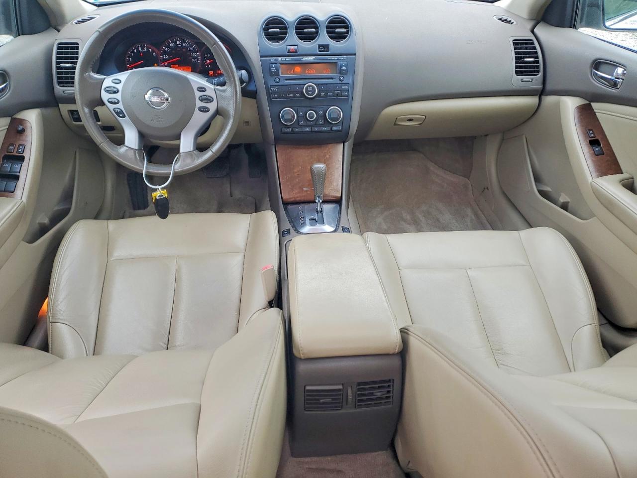 2009 Nissan Altima 2.5 White vin: 1N4AL21E69N512451