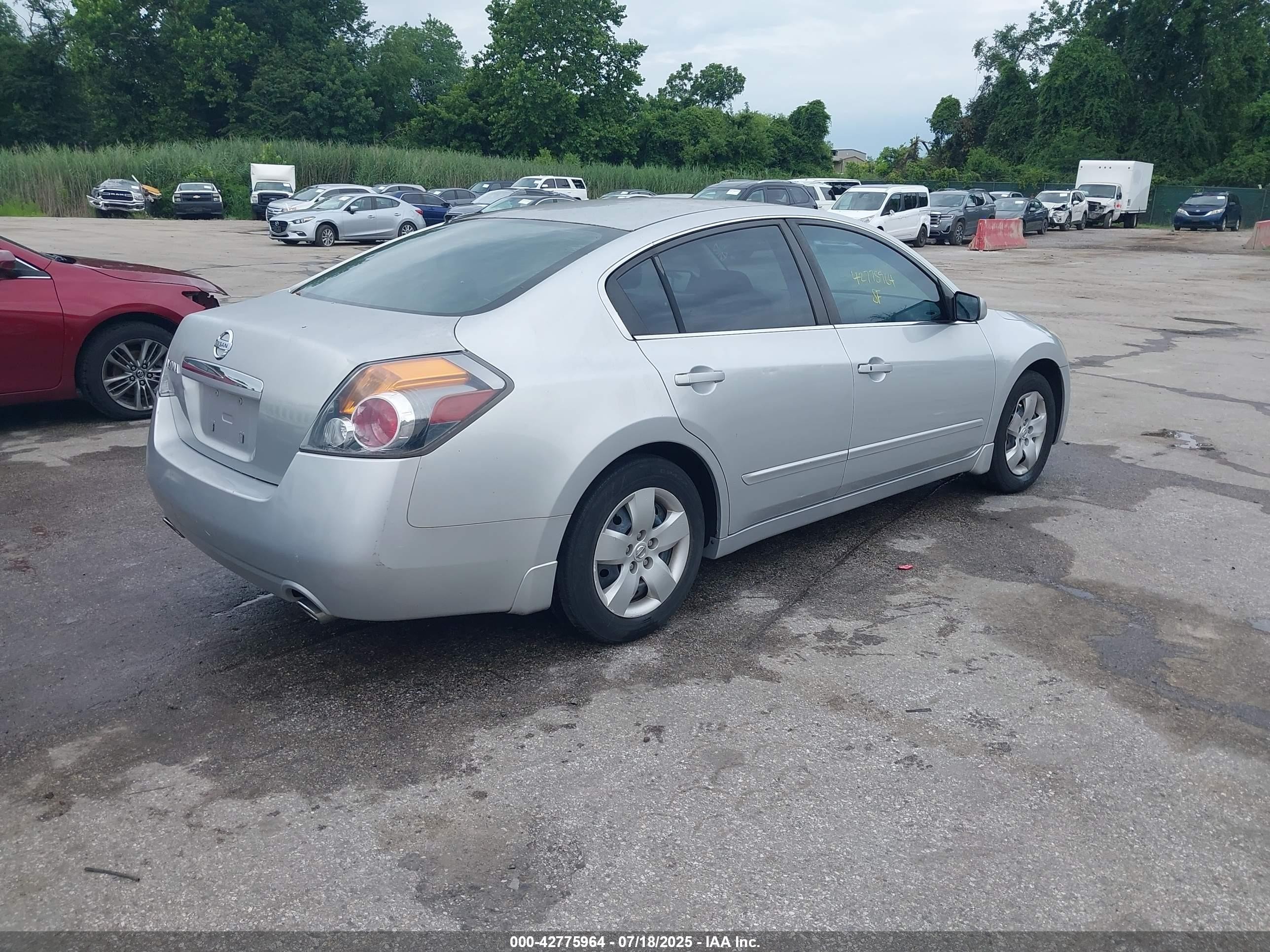 2007 Nissan Altima 2.5 S Silver vin: 1N4AL21E77C170100