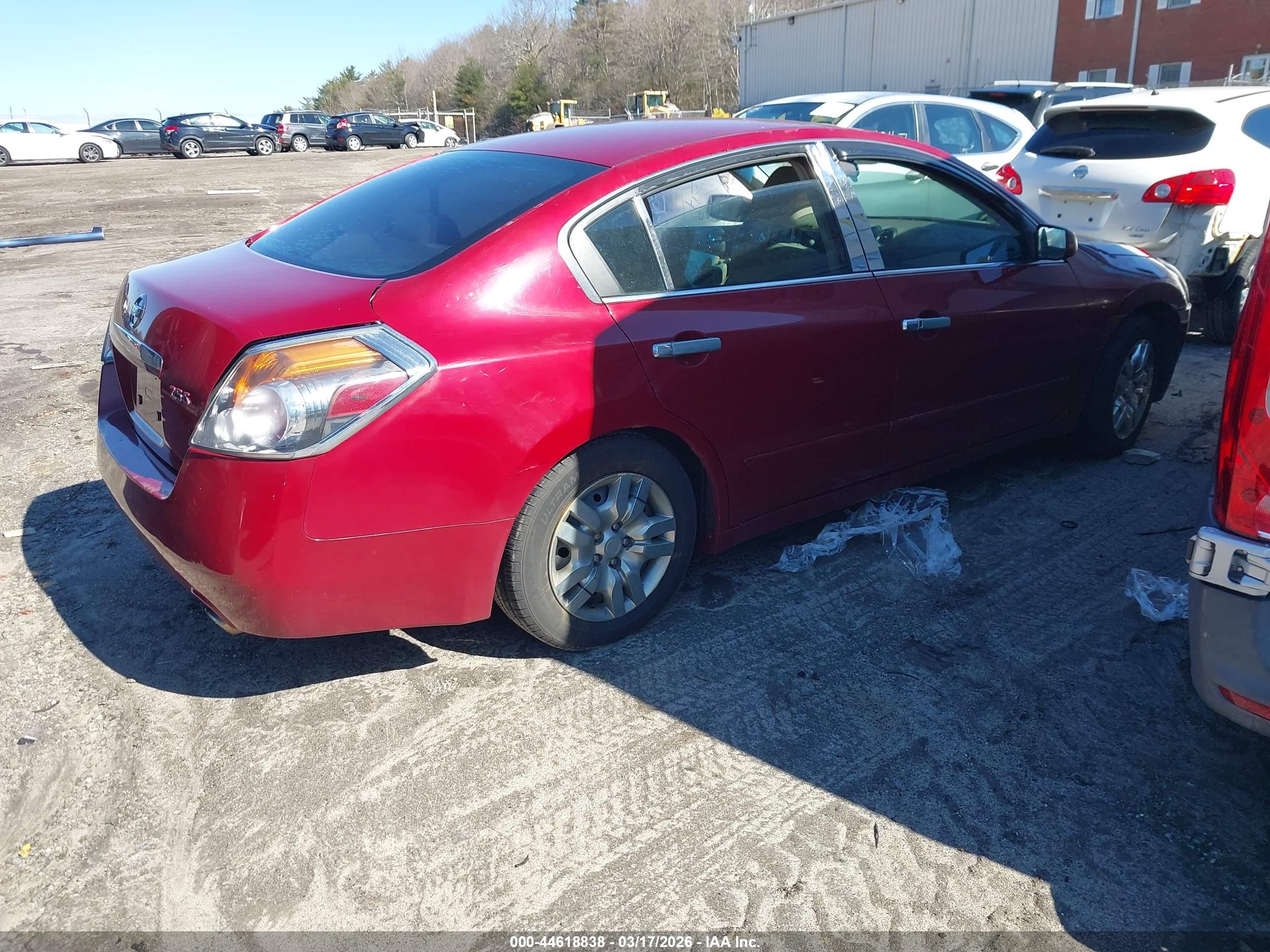 2007 Nissan Altima 2.5 S Red vin: 1N4AL21E77C178729