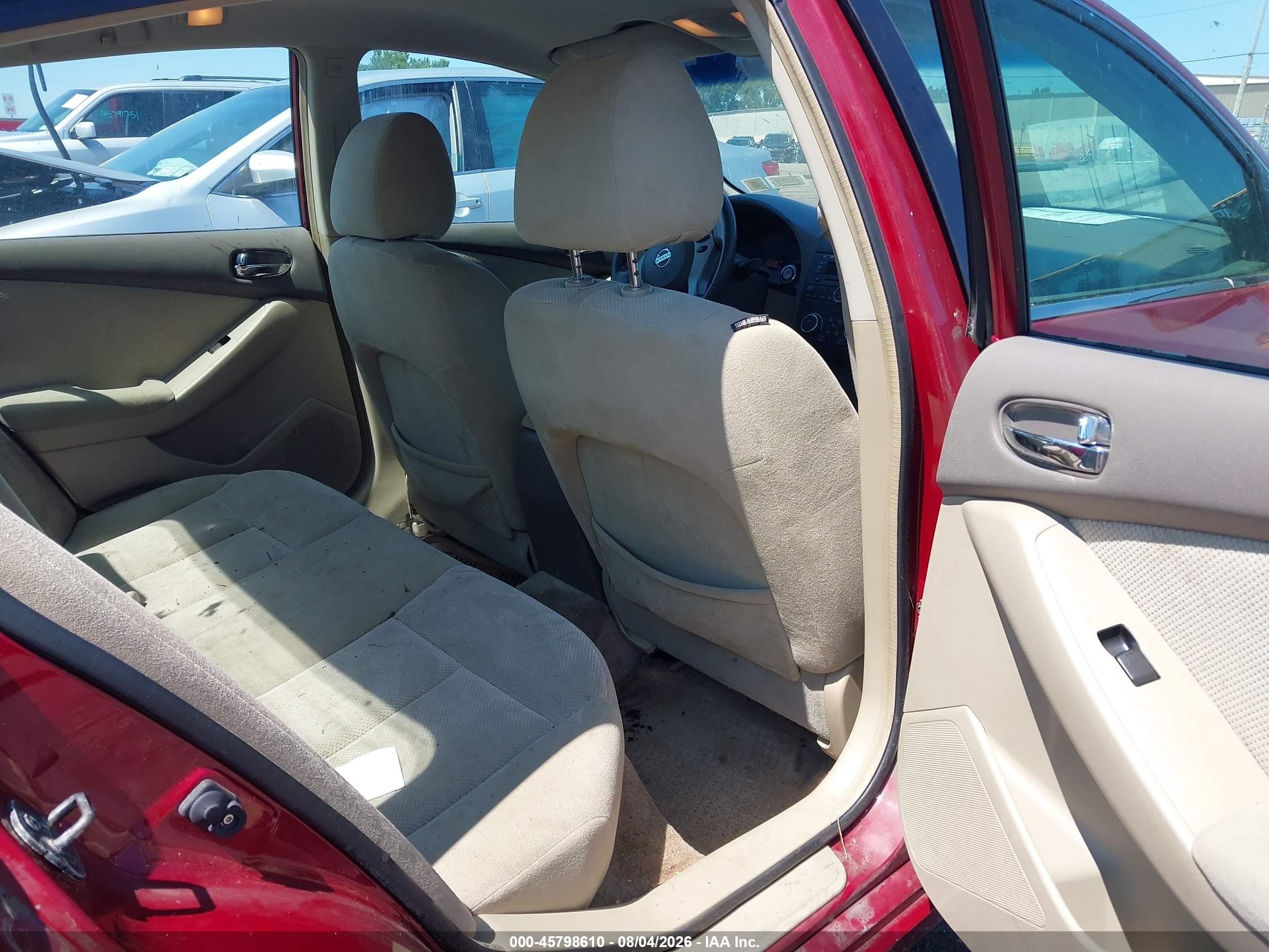 2007 Nissan Altima 2.5 S Red vin: 1N4AL21E77C217724