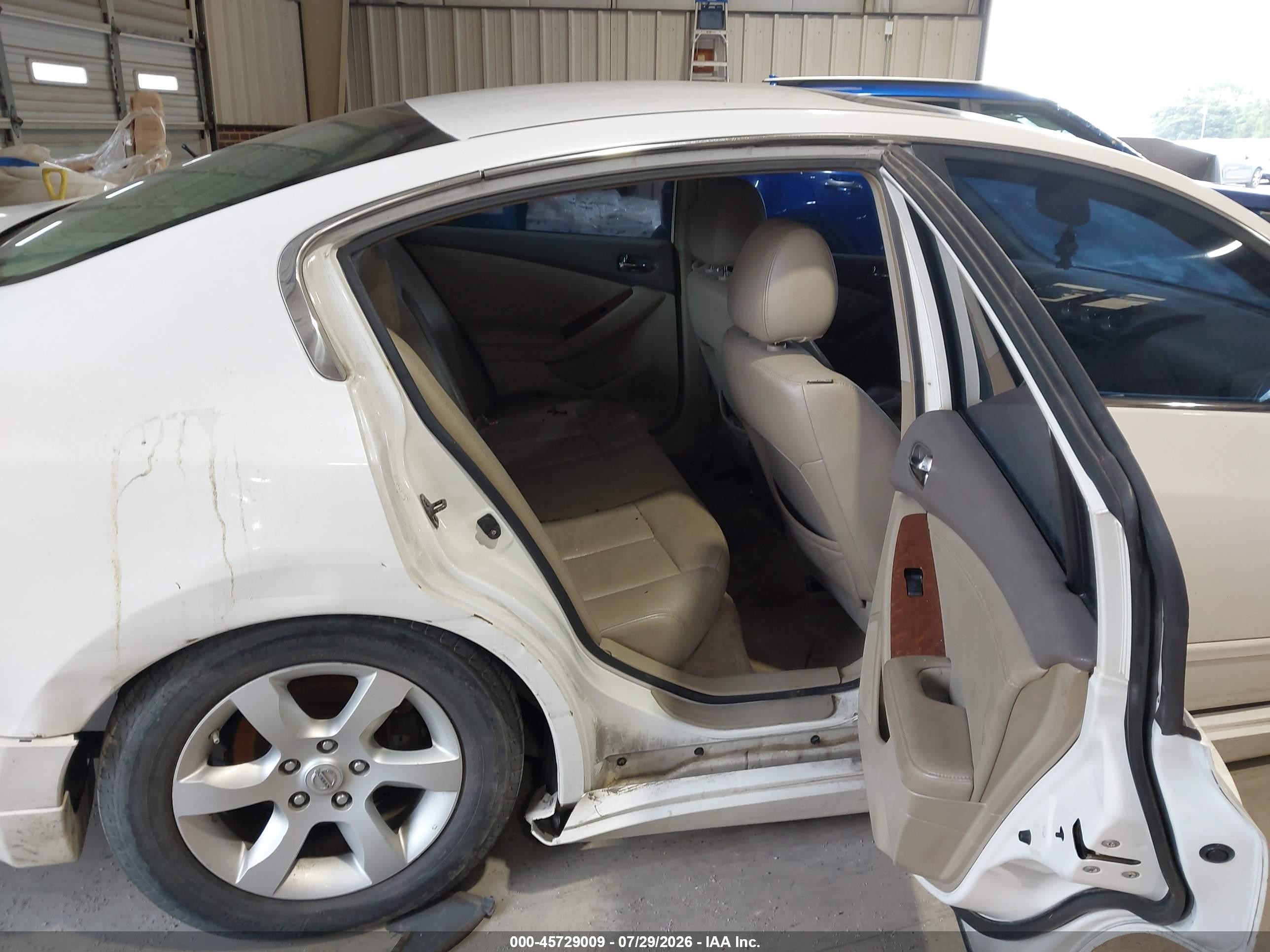 2007 Nissan Altima 2.5 S White vin: 1N4AL21E77C225693
