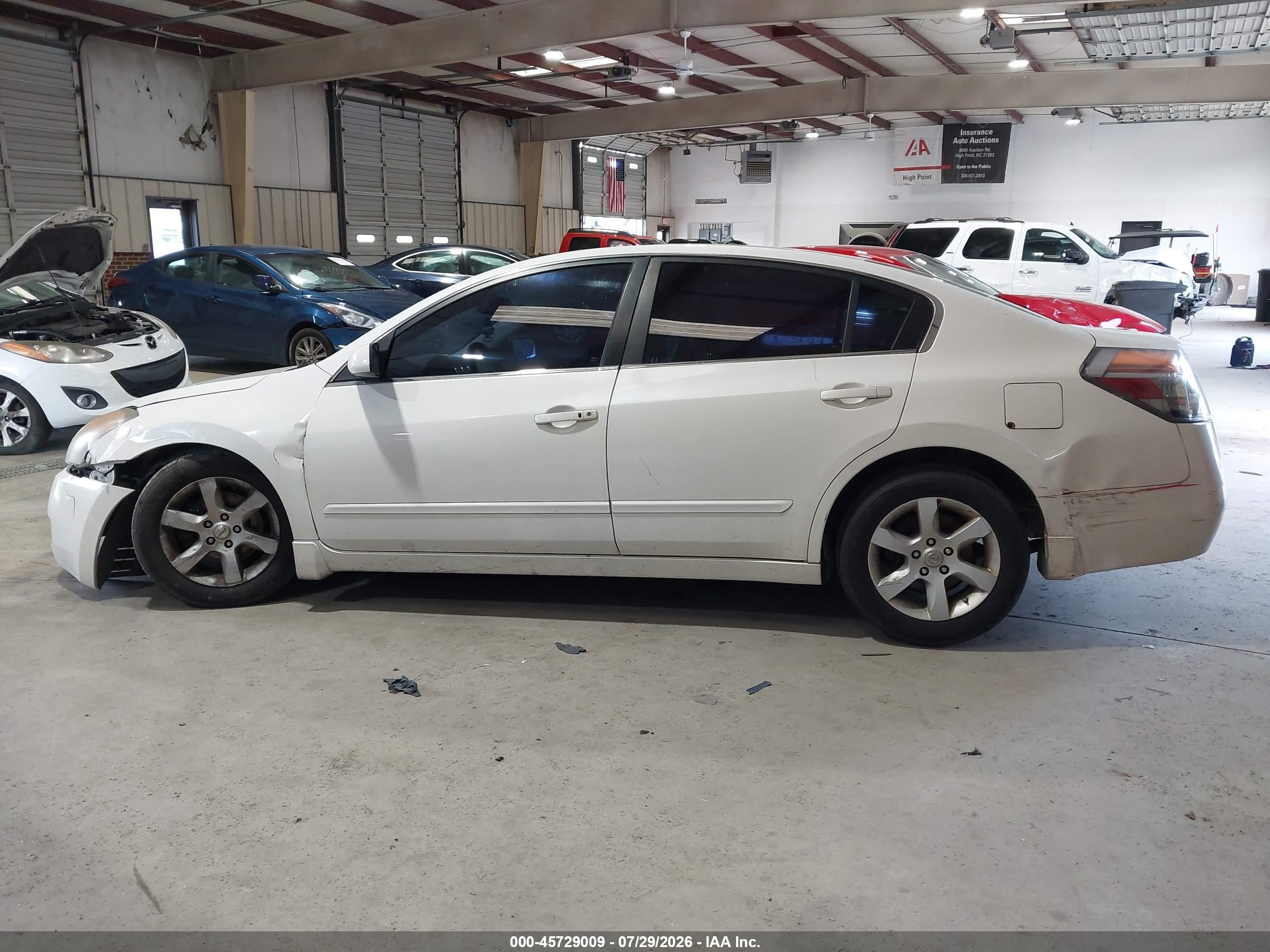 2007 Nissan Altima 2.5 S White vin: 1N4AL21E77C225693