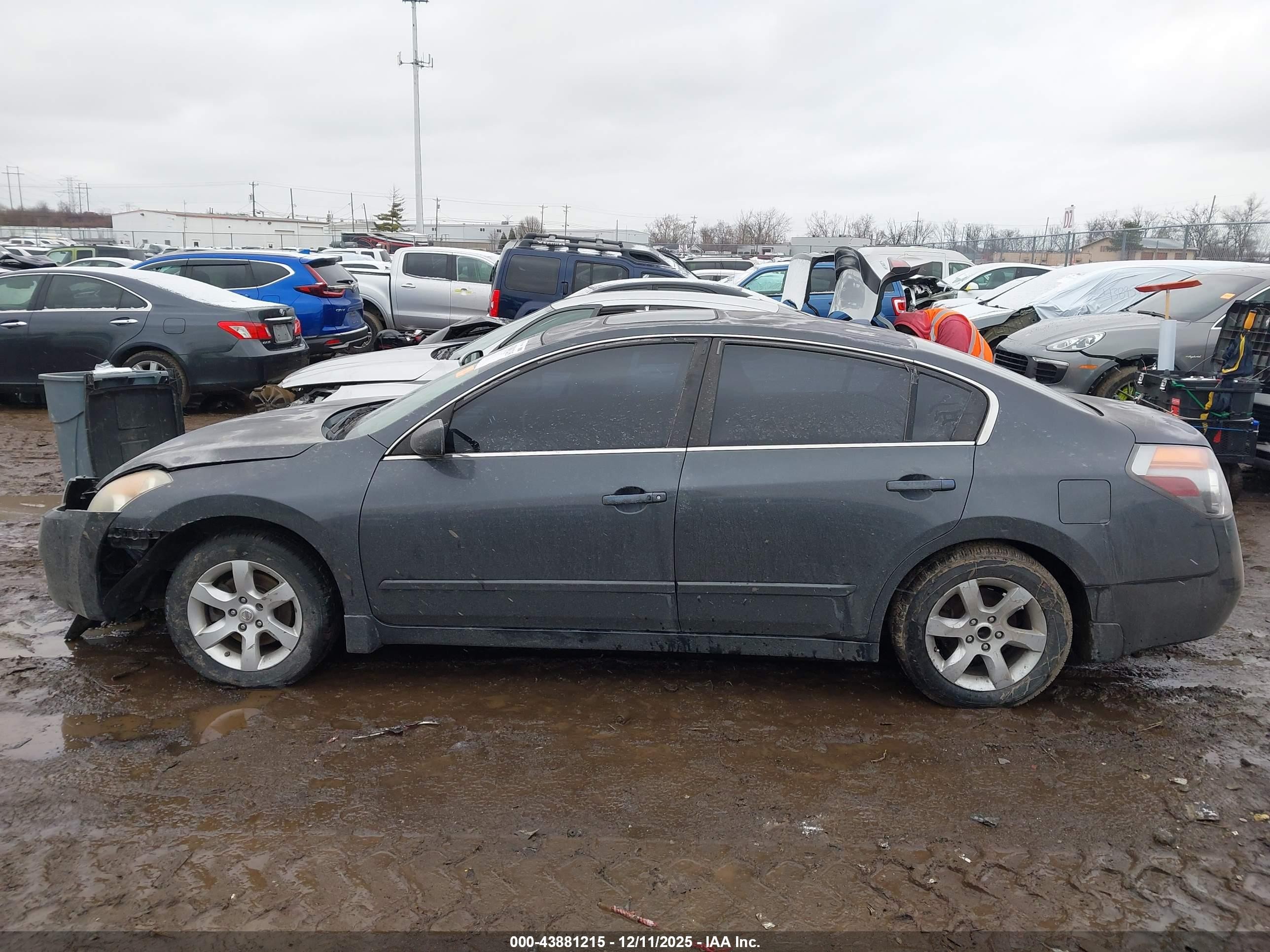 2007 Nissan Altima 2.5 S Серый vin: 1N4AL21E77N481904