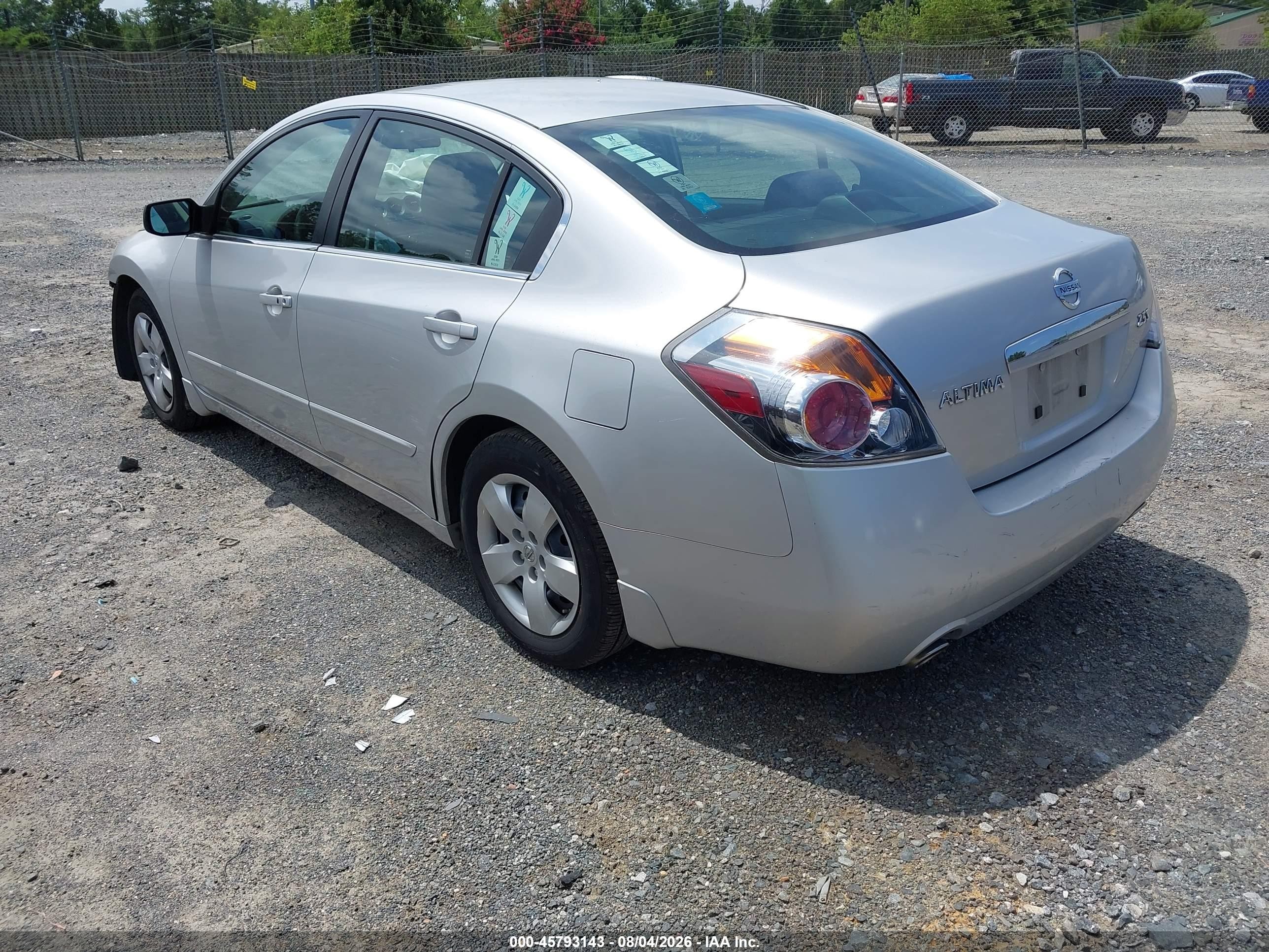 2007 Nissan Altima 2.5 S Silver vin: 1N4AL21E77N488738
