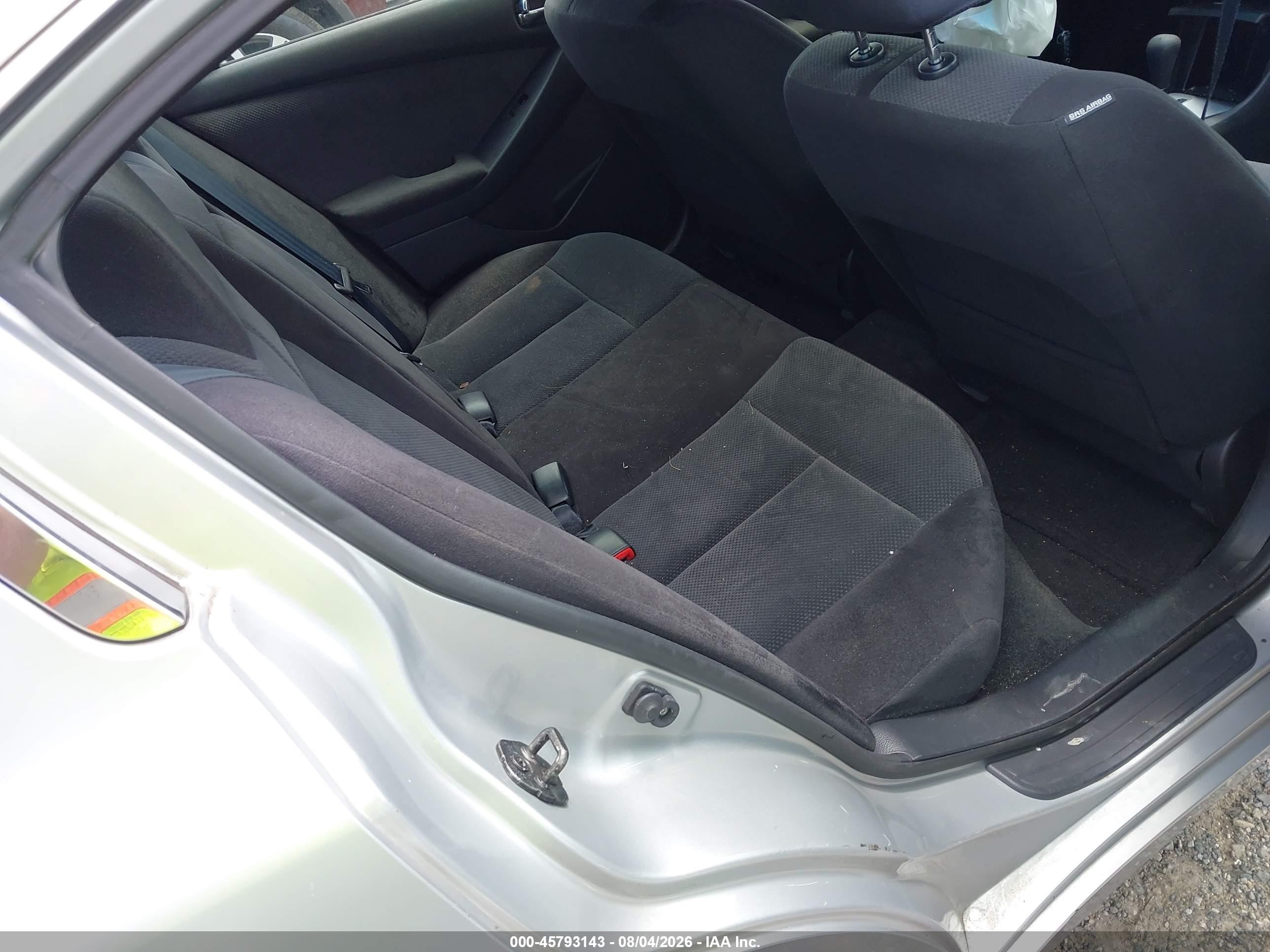 2007 Nissan Altima 2.5 S Silver vin: 1N4AL21E77N488738
