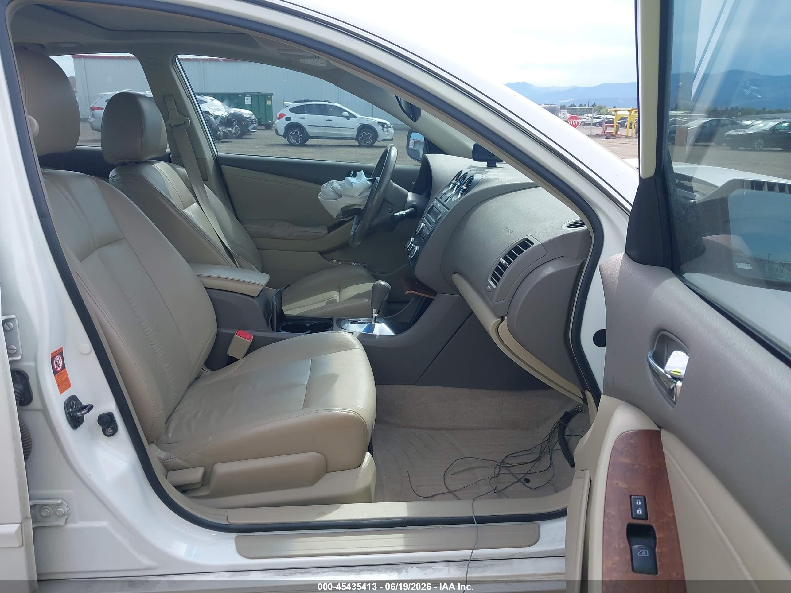 2008 Nissan Altima 2.5 Sl White vin: 1N4AL21E78N443090