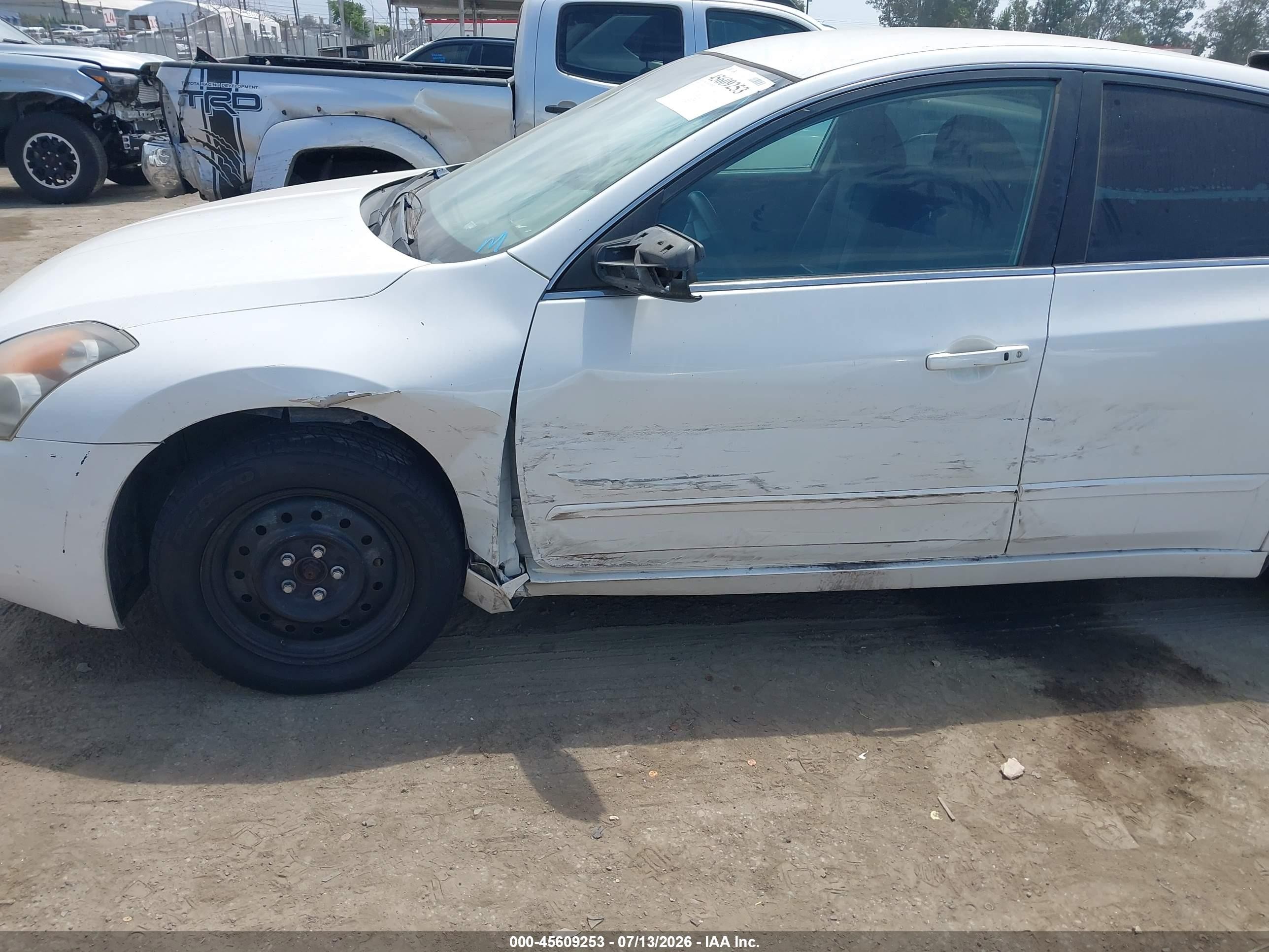 2008 Nissan Altima 2.5 S White vin: 1N4AL21E78N445163