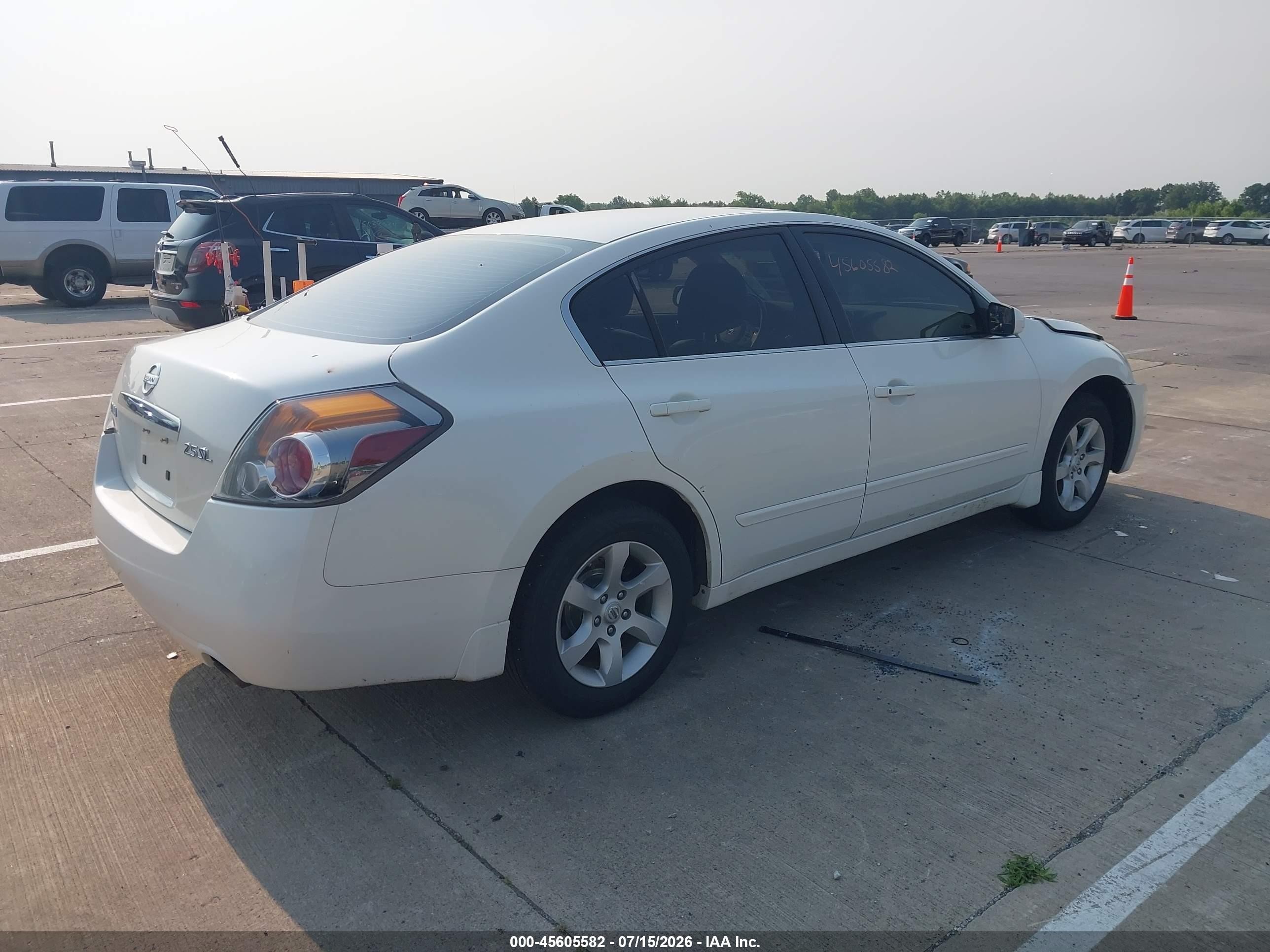 2009 Nissan Altima 2.5 S Белый vin: 1N4AL21E79N443110