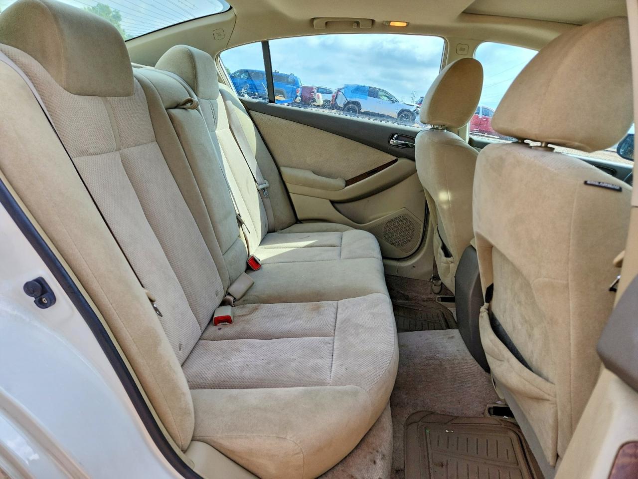 2009 Nissan Altima White vin: 1N4AL21E79N453345