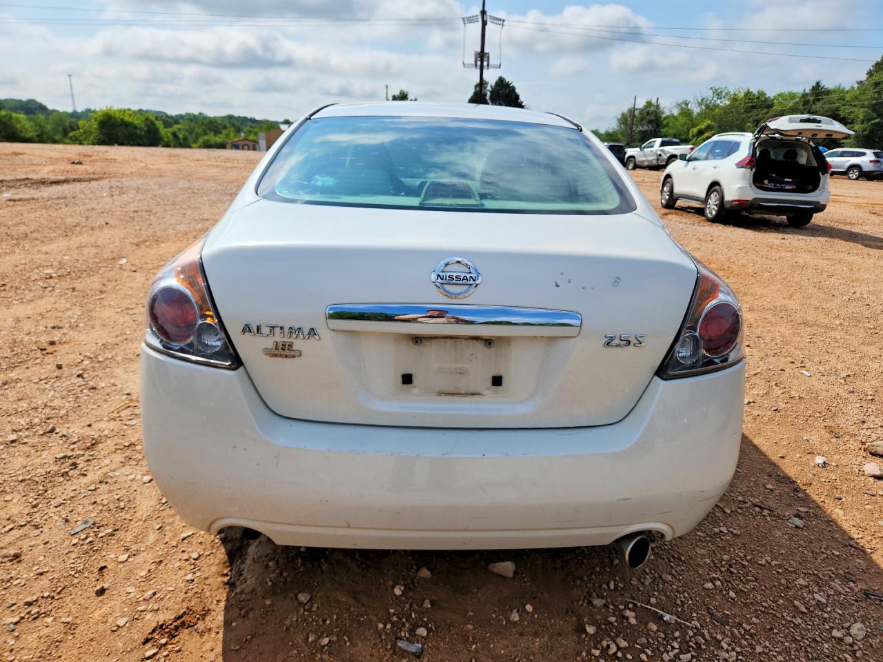 2009 Nissan Altima White vin: 1N4AL21E79N453345