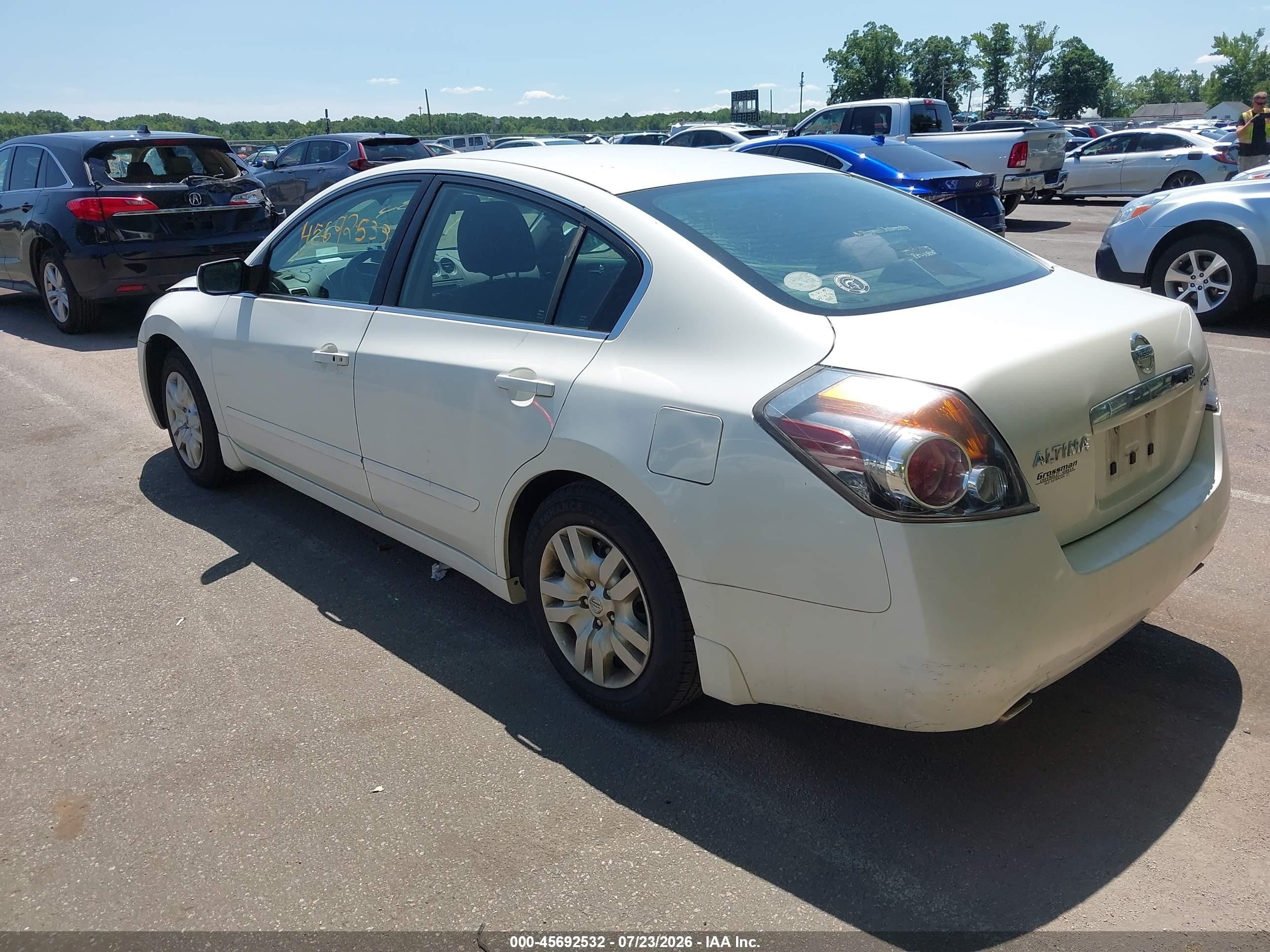 2009 Nissan Altima 2.5 S Белый vin: 1N4AL21E79N485650