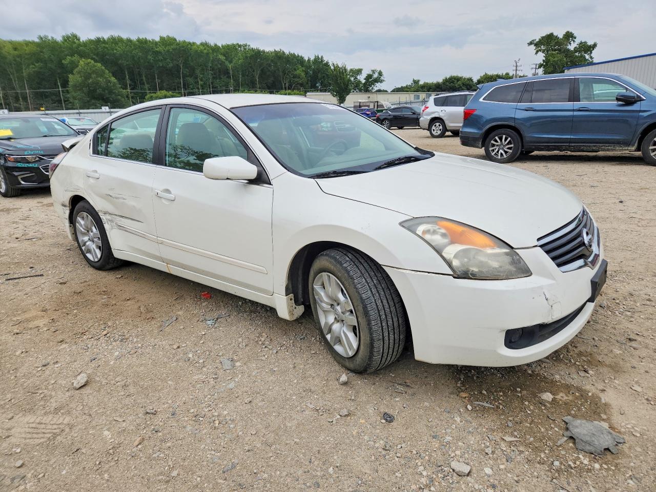 2009 Nissan Altima 2.5 White vin: 1N4AL21E79N517366