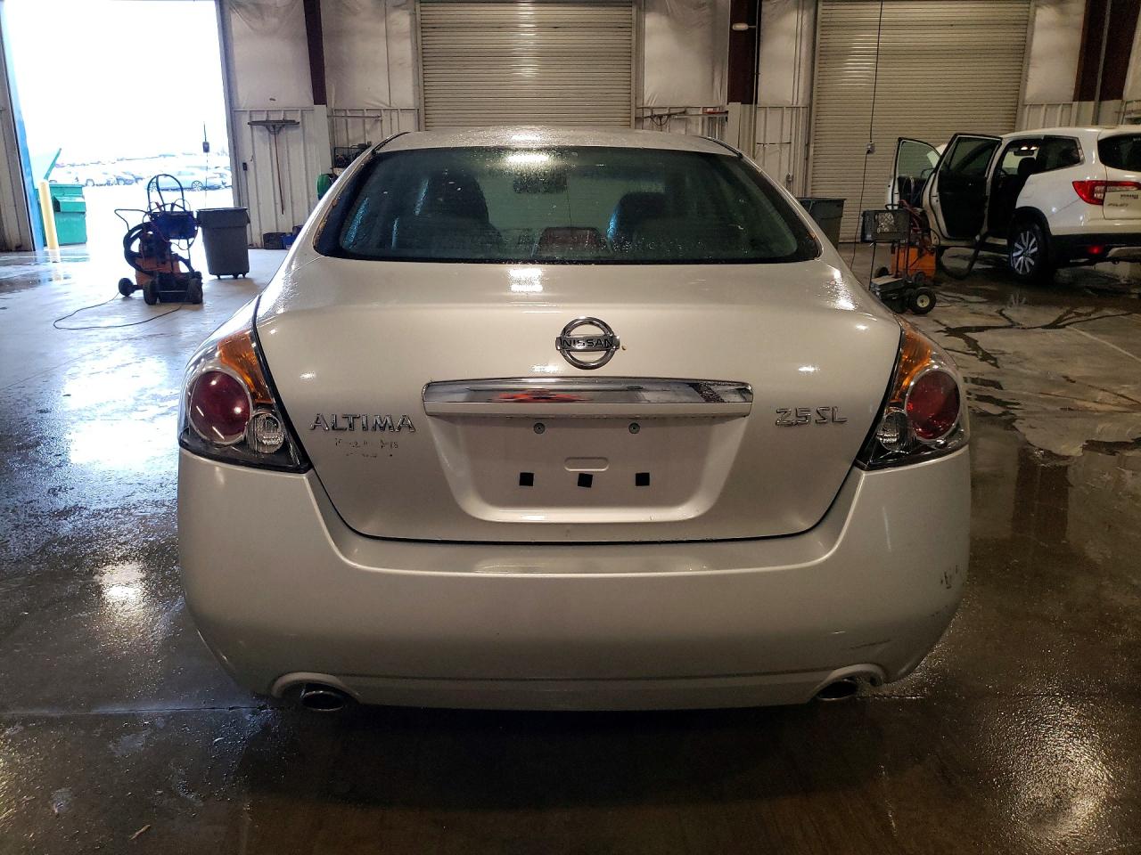 2009 Nissan Altima 2.5 Silver vin: 1N4AL21E79N520588