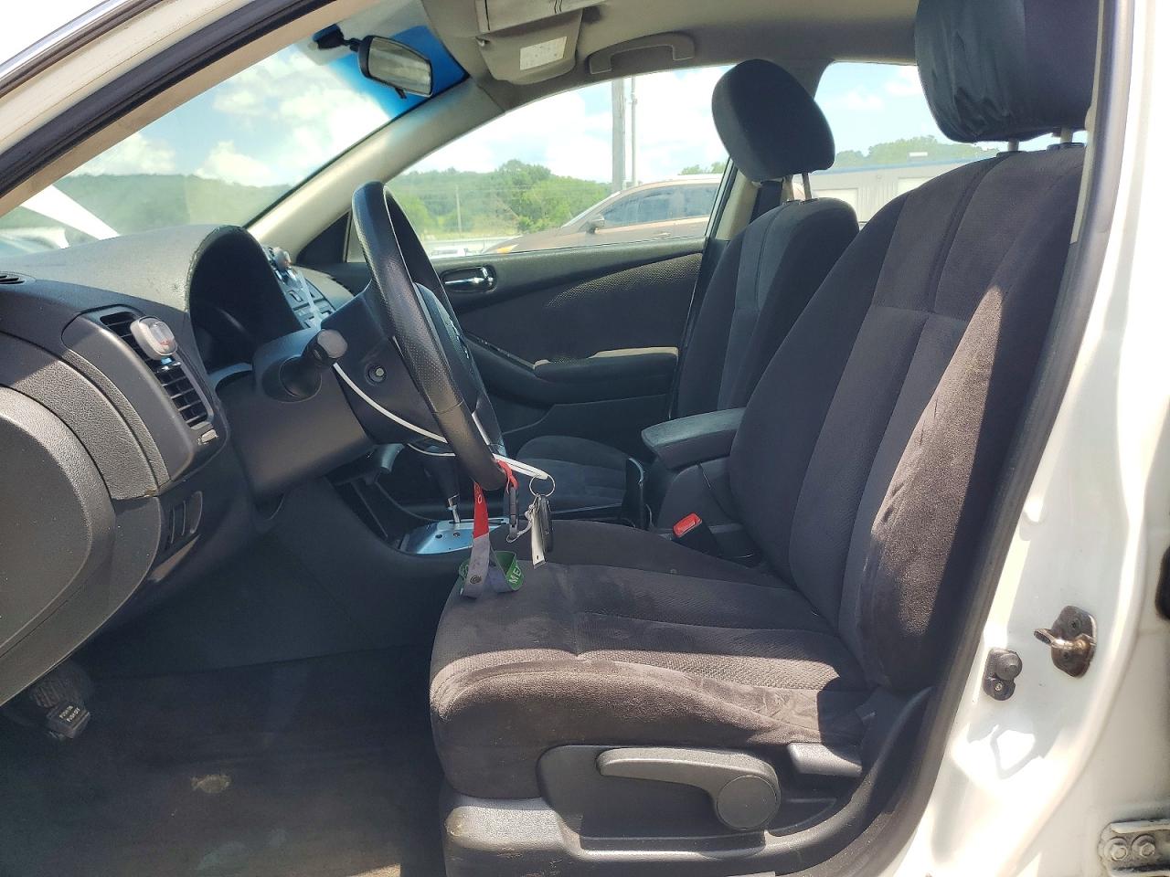 2009 Nissan Altima 2.5 White vin: 1N4AL21E79N528920