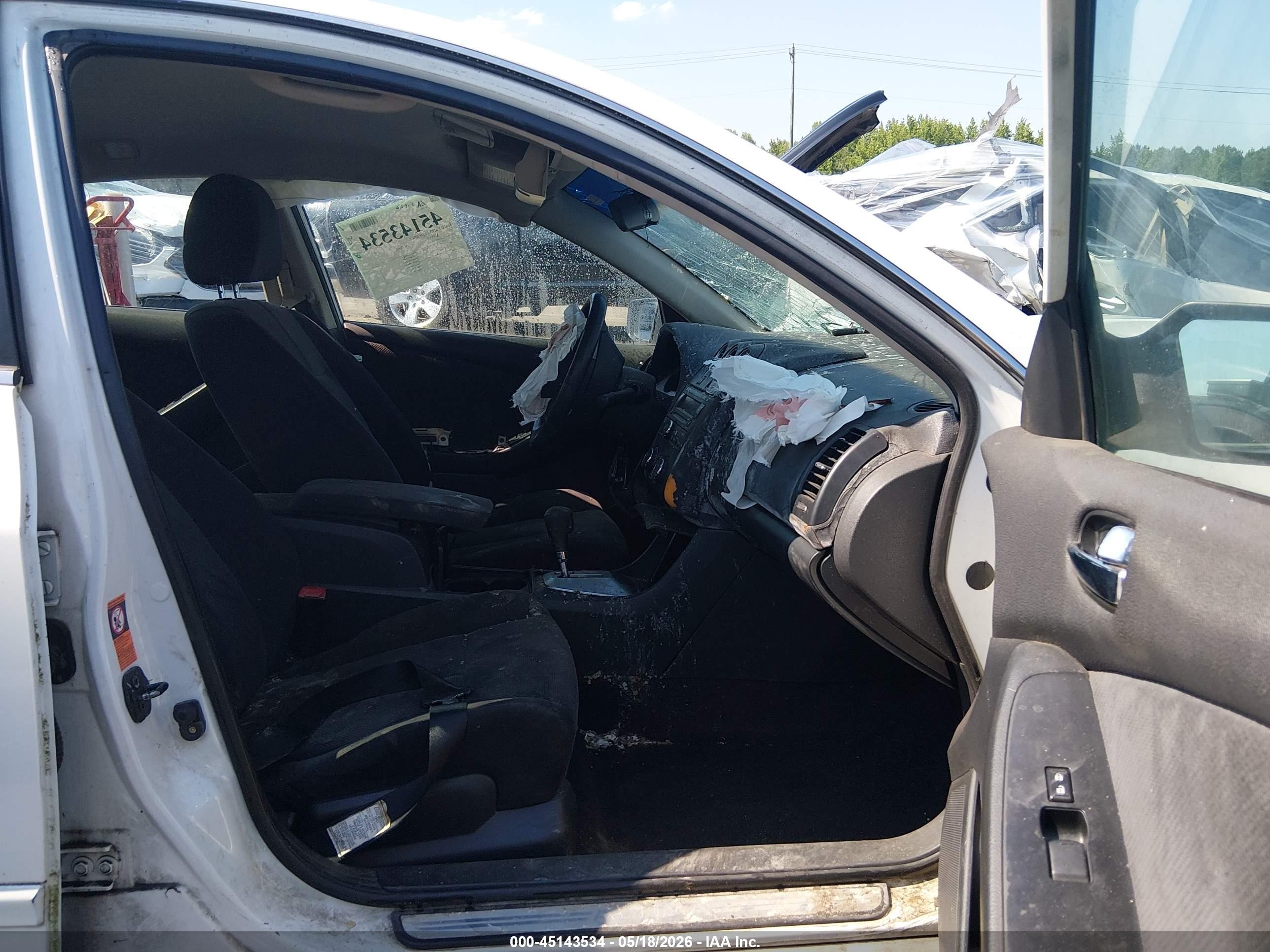2007 Nissan Altima 2.5 S White vin: 1N4AL21E87C164385