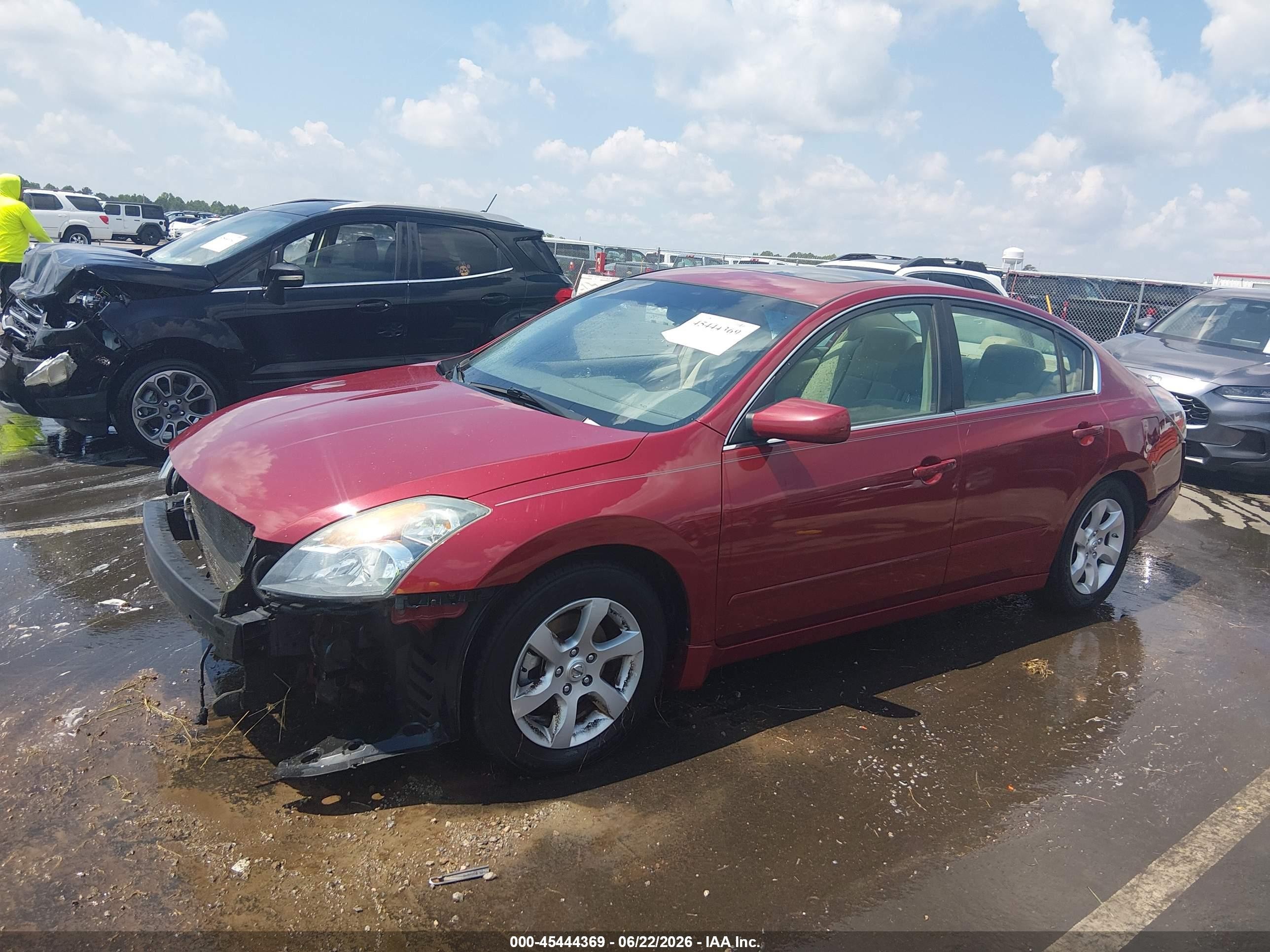 2008 Nissan Altima 2.5 S Red vin: 1N4AL21E88C114250