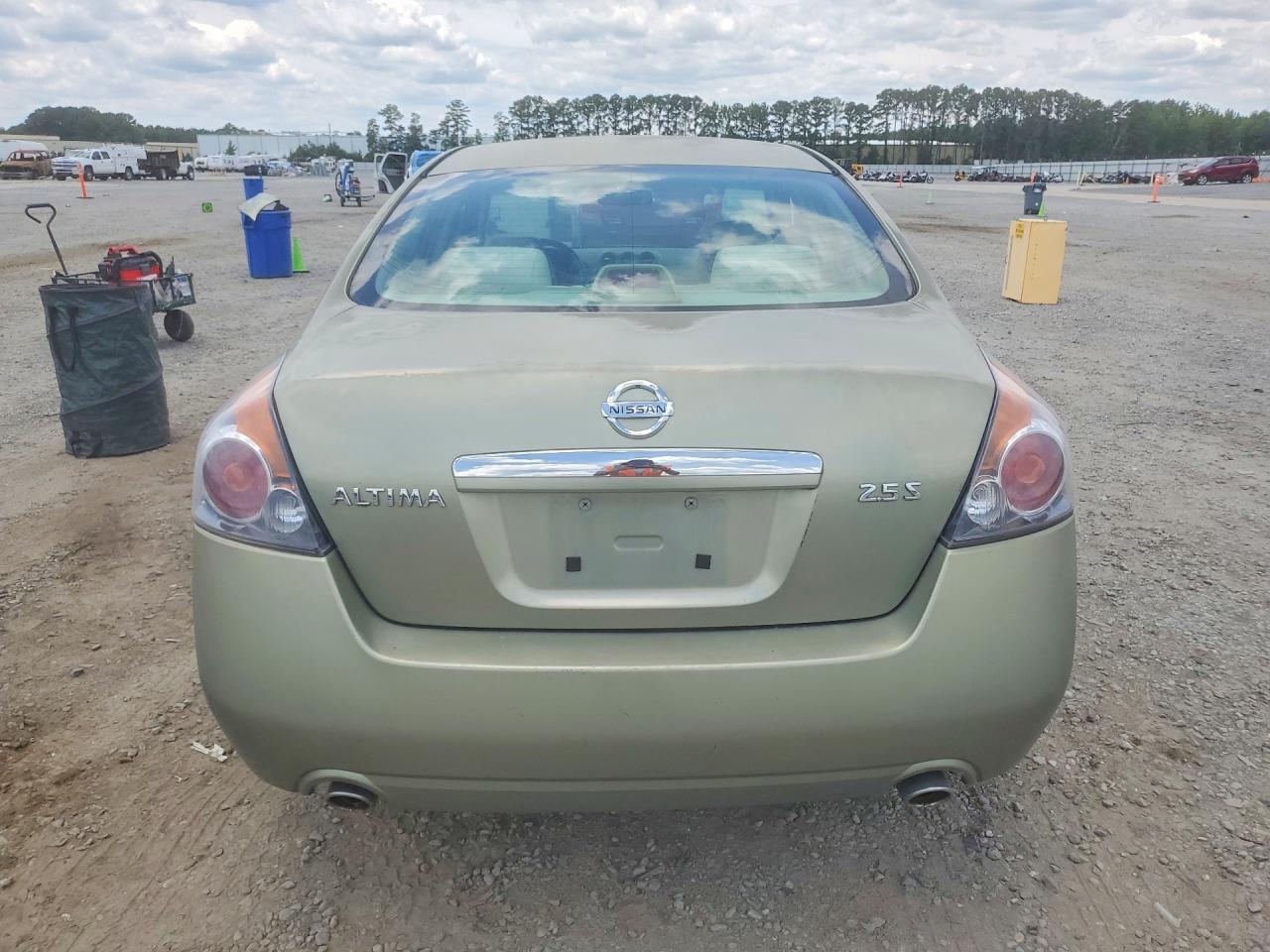 2008 Nissan Altima 2.5 Silver vin: 1N4AL21E88N404959
