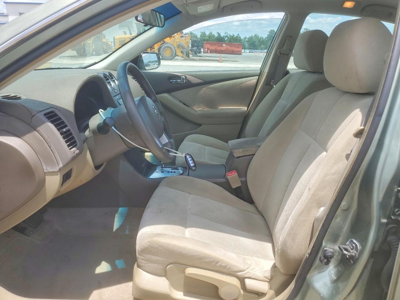 2008 Nissan Altima 2.5 Silver vin: 1N4AL21E88N404959