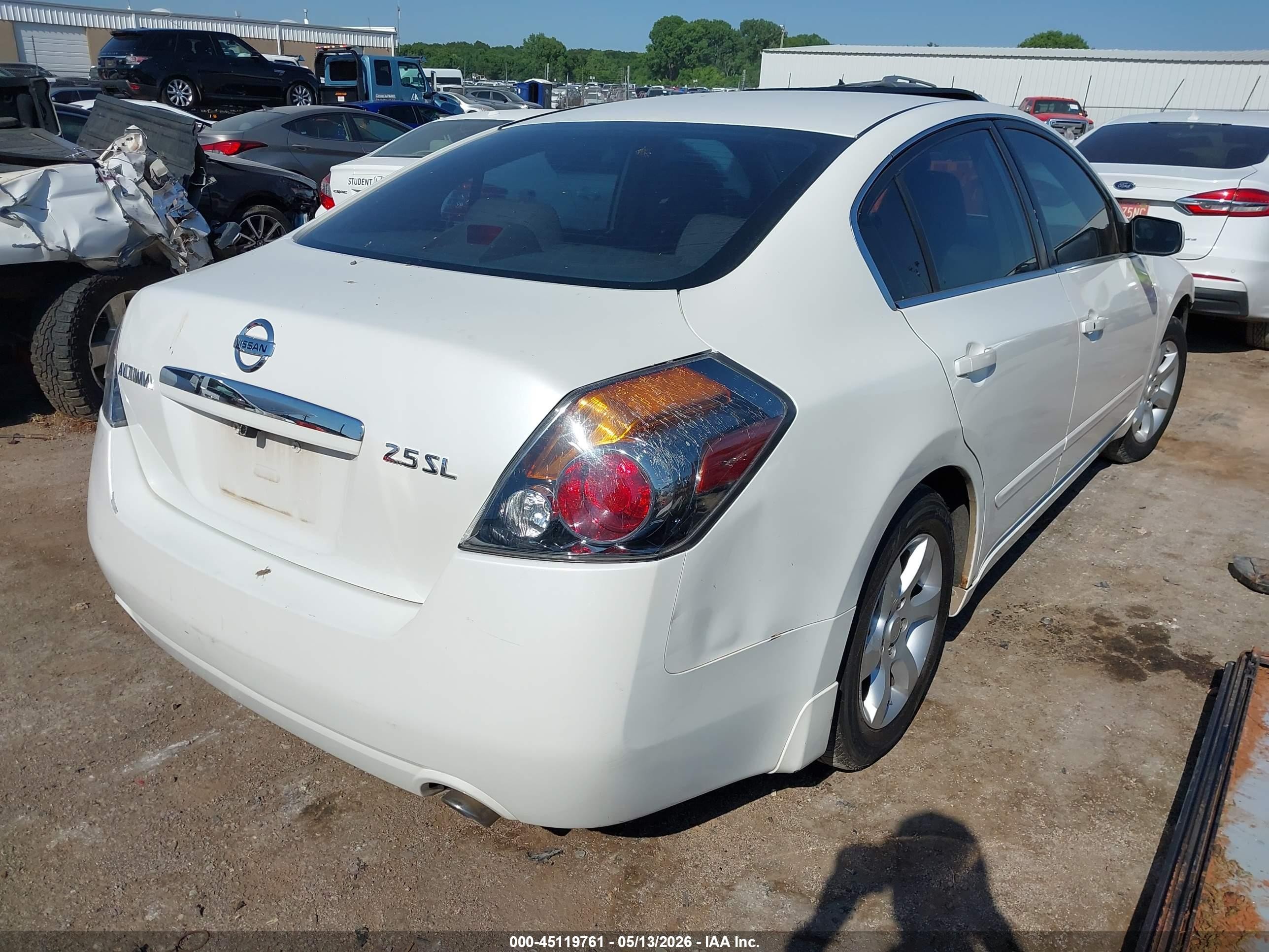 2008 Nissan Altima 2.5 S White vin: 1N4AL21E88N486014