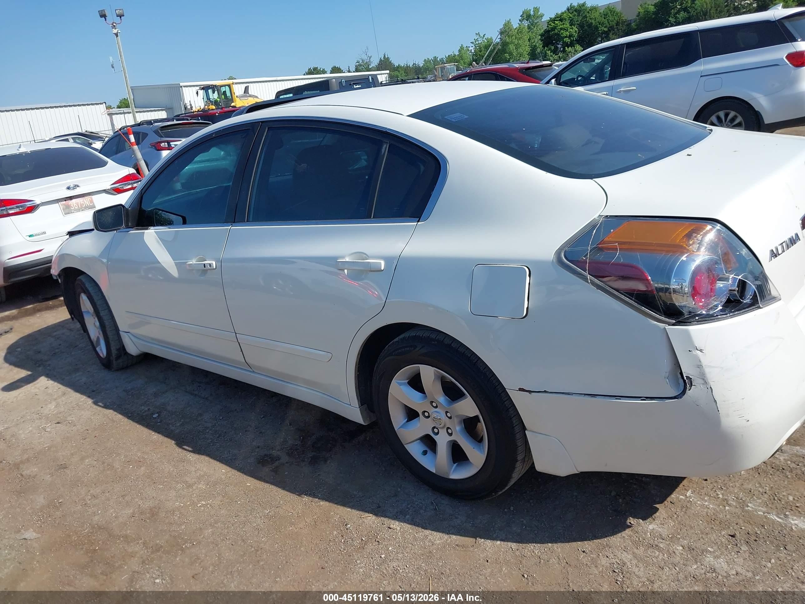 2008 Nissan Altima 2.5 S White vin: 1N4AL21E88N486014