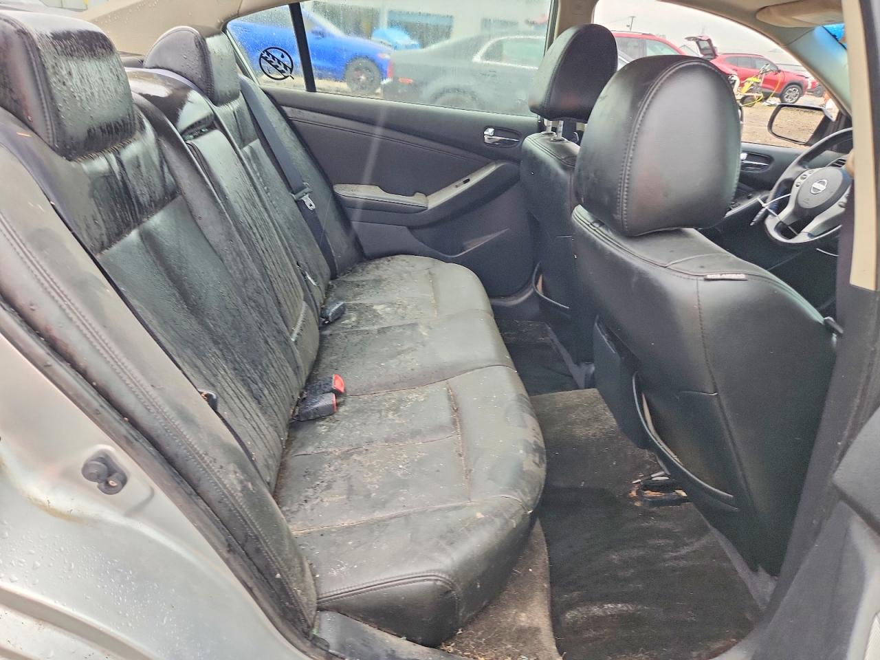 2008 Nissan Altima 2.5 Silver vin: 1N4AL21E88N555185