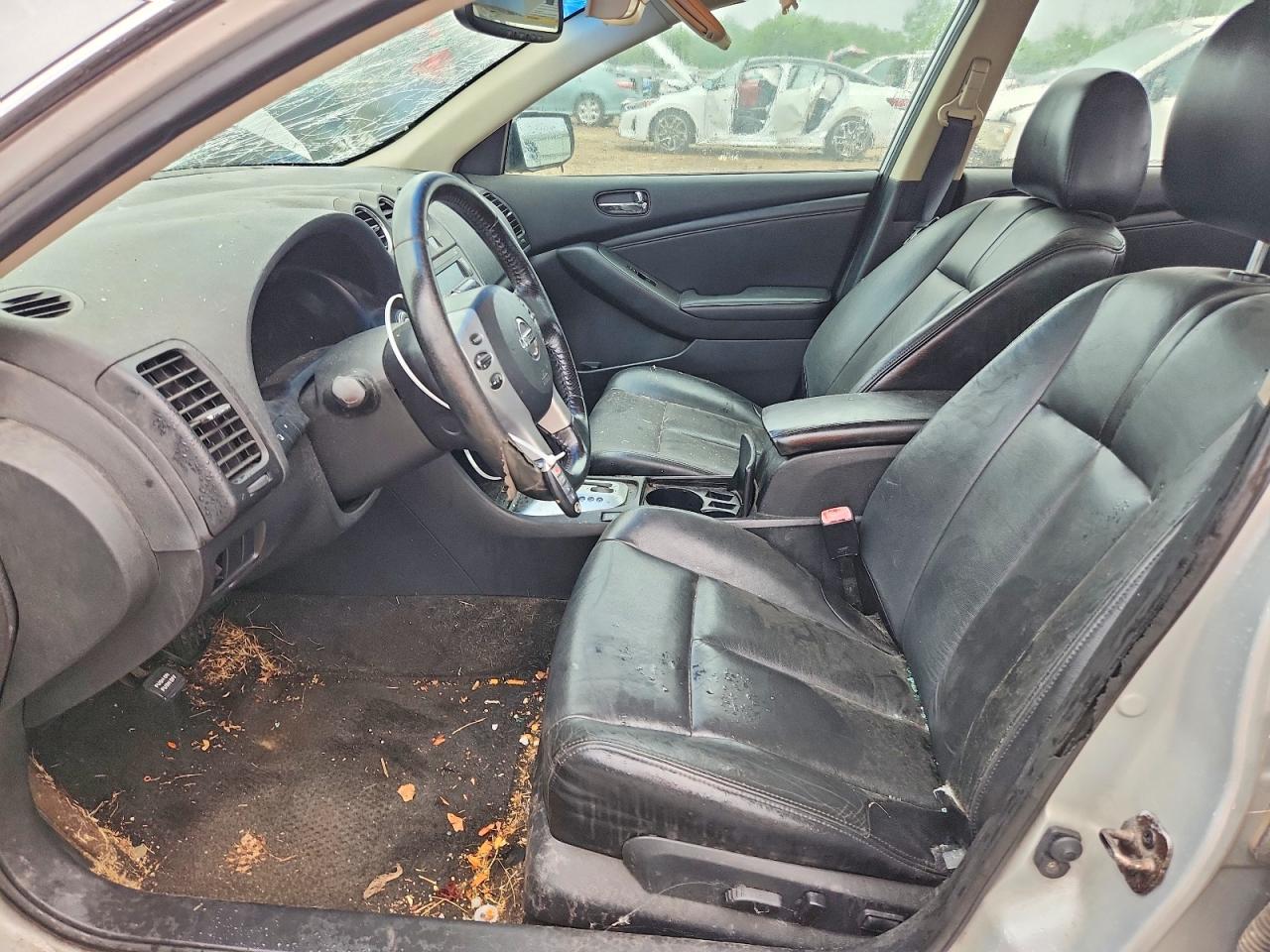 2008 Nissan Altima 2.5 Silver vin: 1N4AL21E88N555185