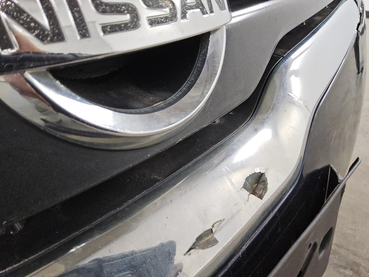 2009 Nissan Altima 2.5/2.5s Blue vin: 1N4AL21E89N403232 Damage: Grille - Chrome, Broken, Replacement Required