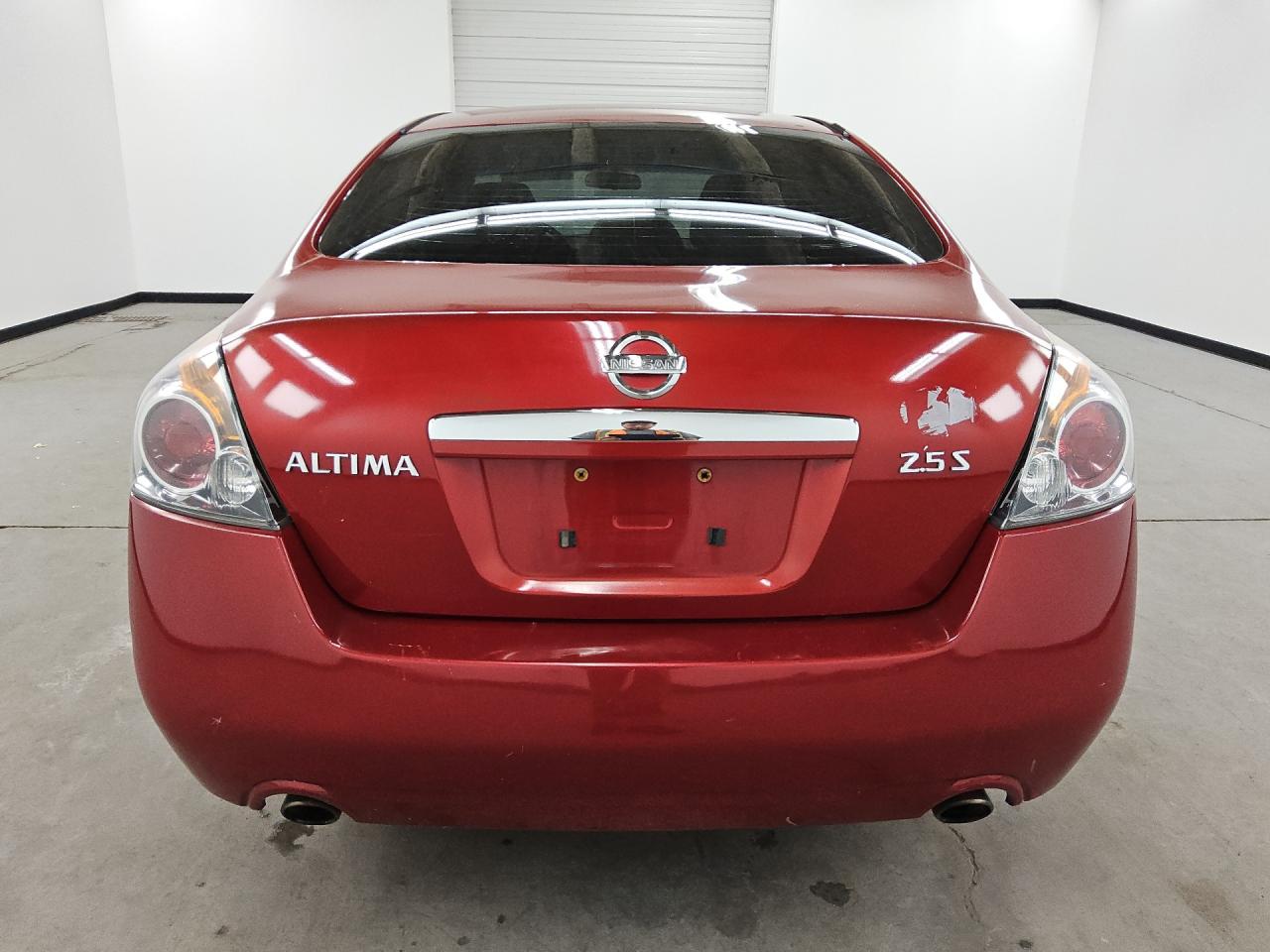 2009 Nissan Altima 2.5 Красный vin: 1N4AL21E89N445268 Damage: Deck Lid, Peeling, 3 To 4 Inches