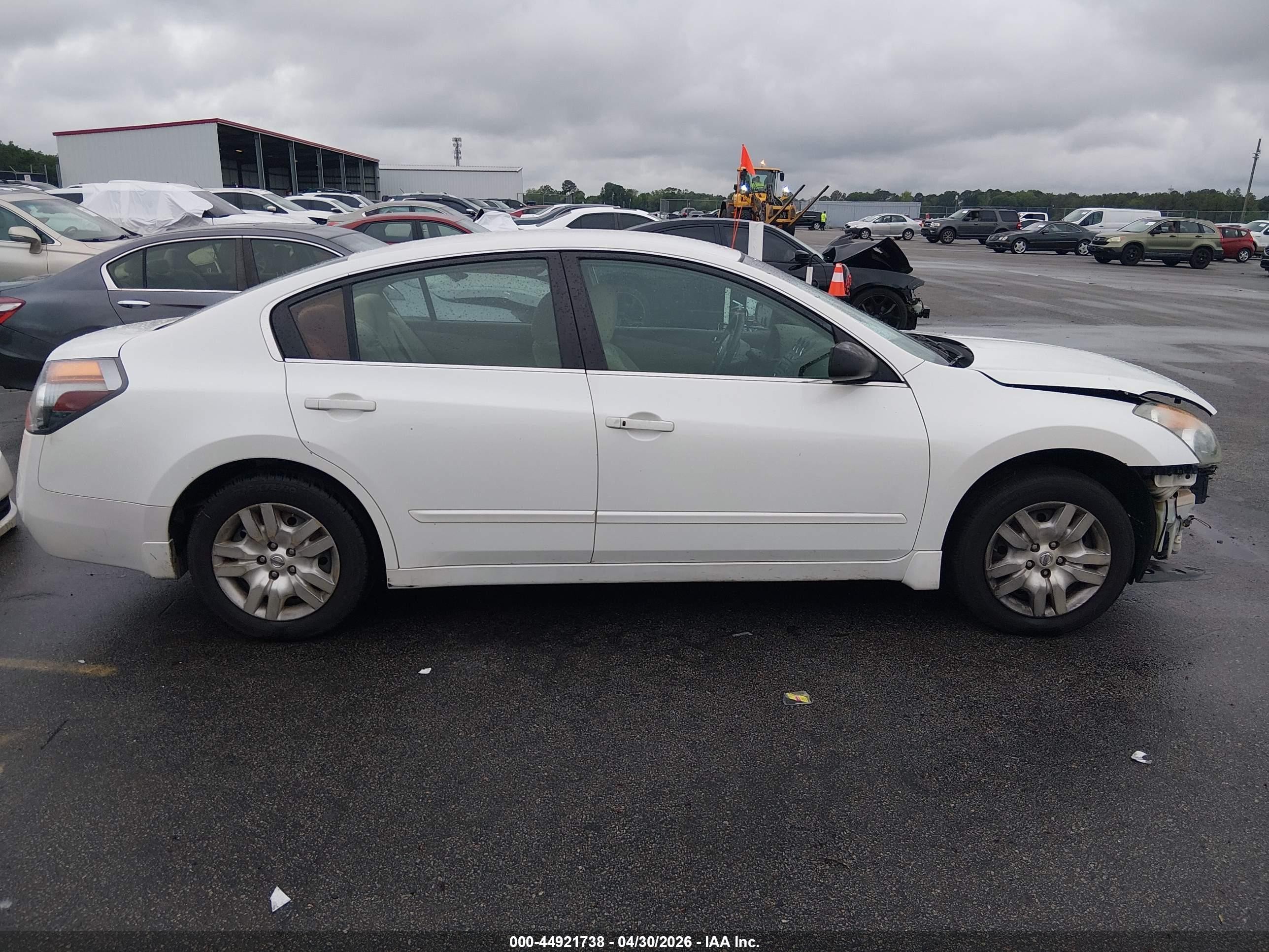 2009 Nissan Altima 2.5 S White vin: 1N4AL21E89N452365