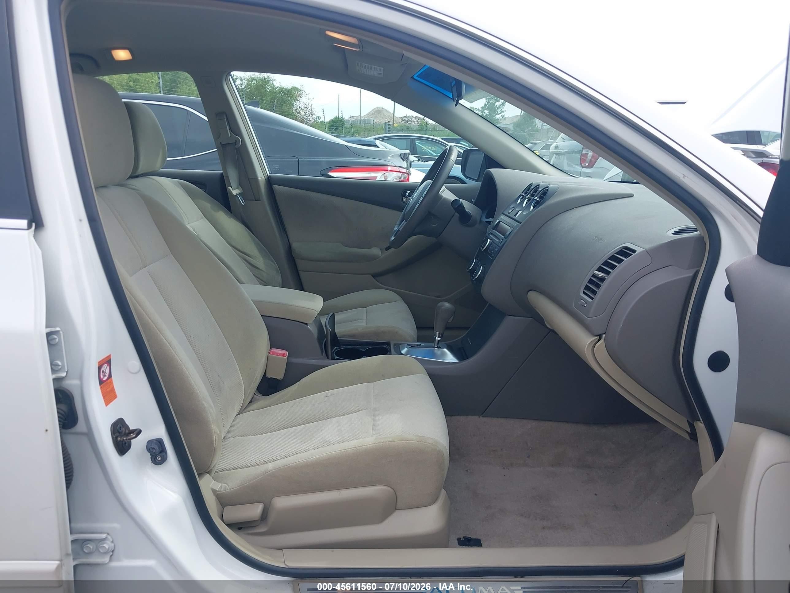 2009 Nissan Altima 2.5 S White vin: 1N4AL21E89N453130