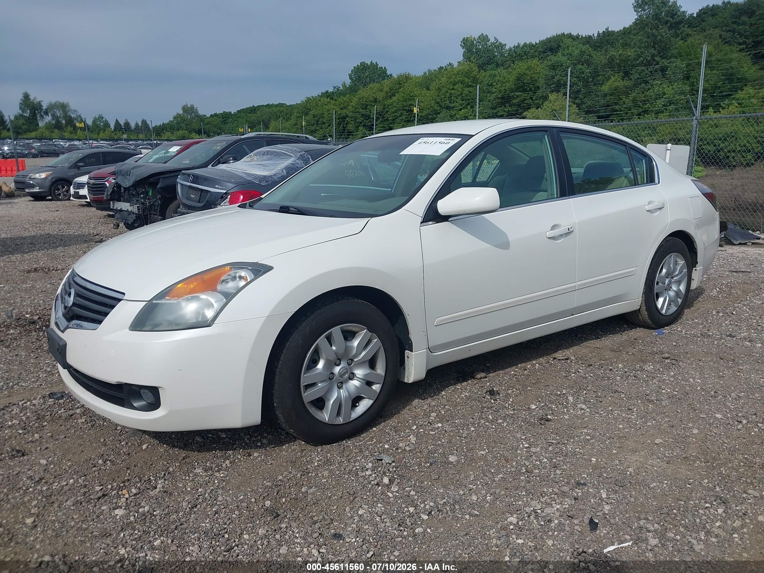 2009 Nissan Altima 2.5 S White vin: 1N4AL21E89N453130