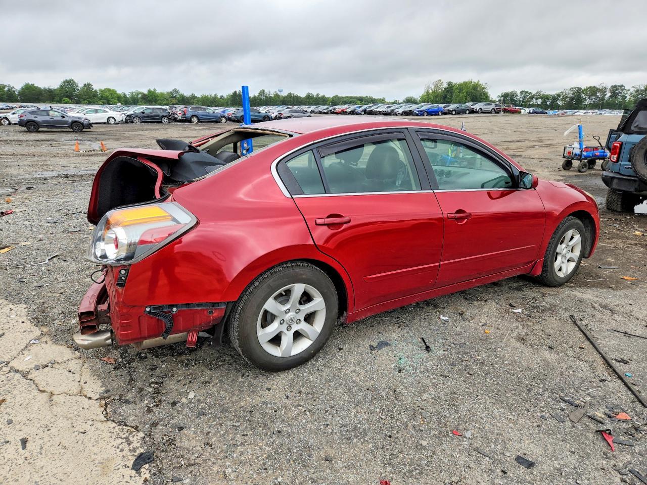2009 Nissan Altima 2.5 Red vin: 1N4AL21E89N515870