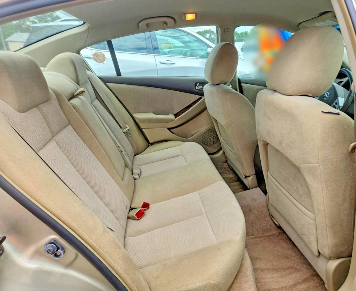 2009 Nissan Altima 2.5 Gold vin: 1N4AL21E89N516923
