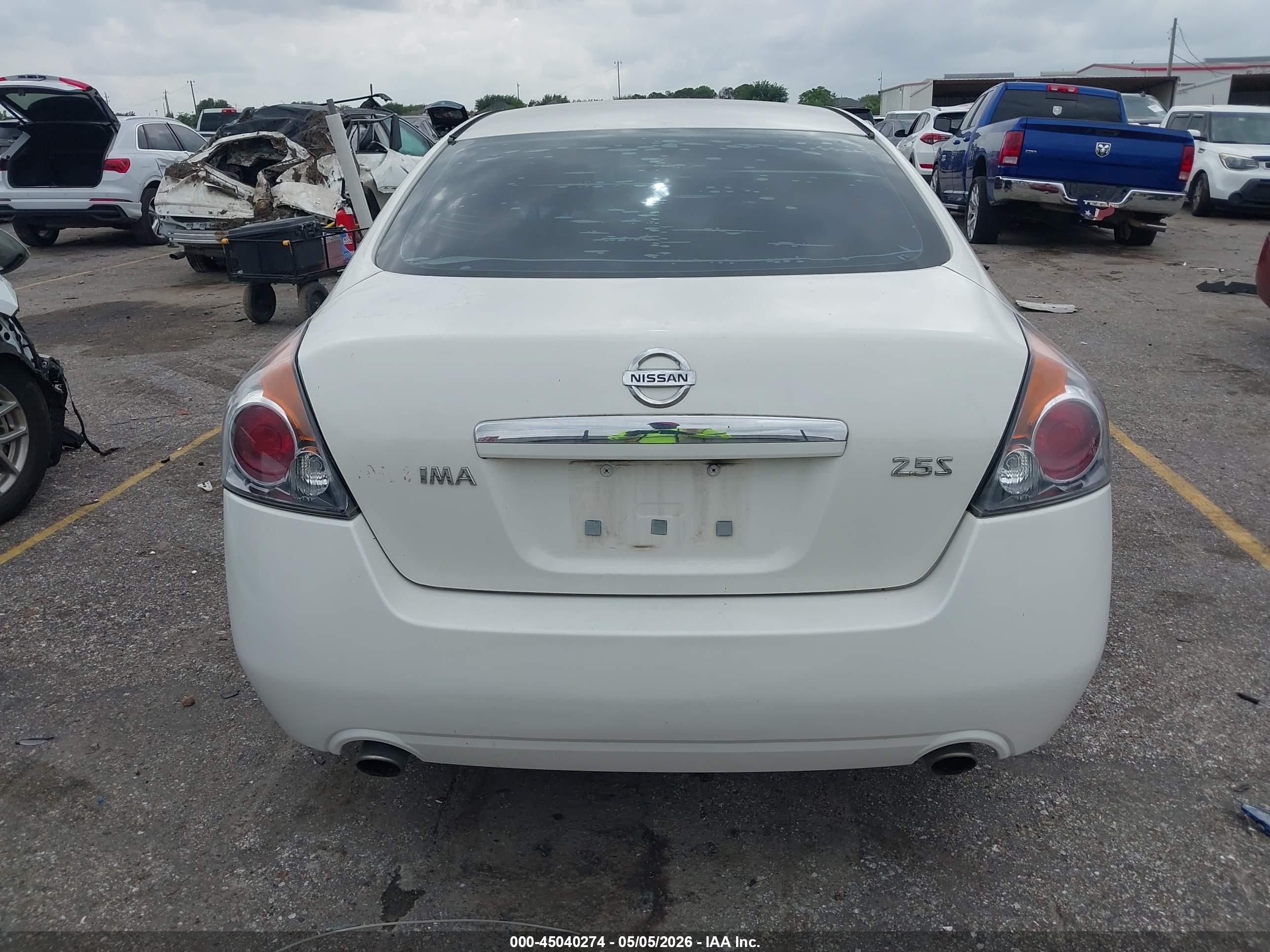 2009 Nissan Altima 2.5 S Белый vin: 1N4AL21E89N524522