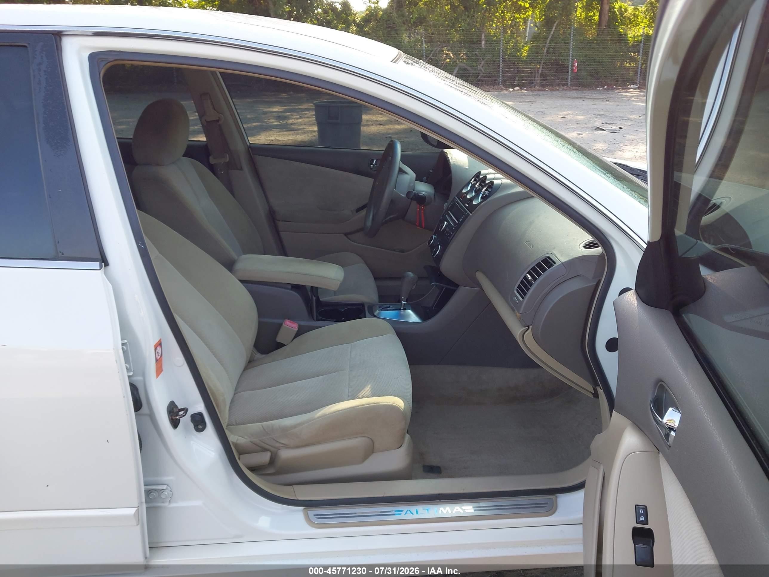 2009 Nissan Altima 2.5 S White vin: 1N4AL21E89N527890