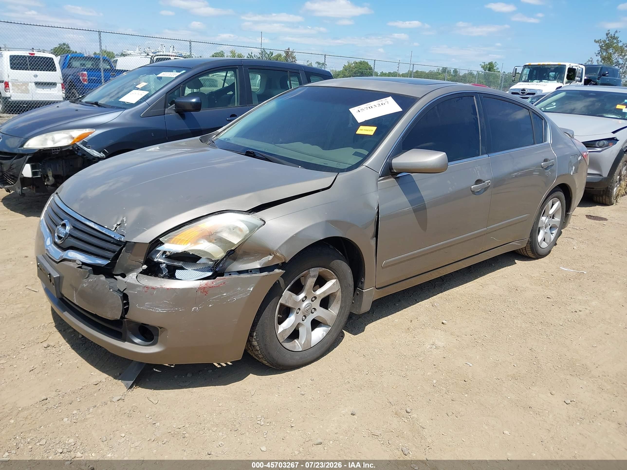 2007 Nissan Altima 2.5 S Silver vin: 1N4AL21E97C131184