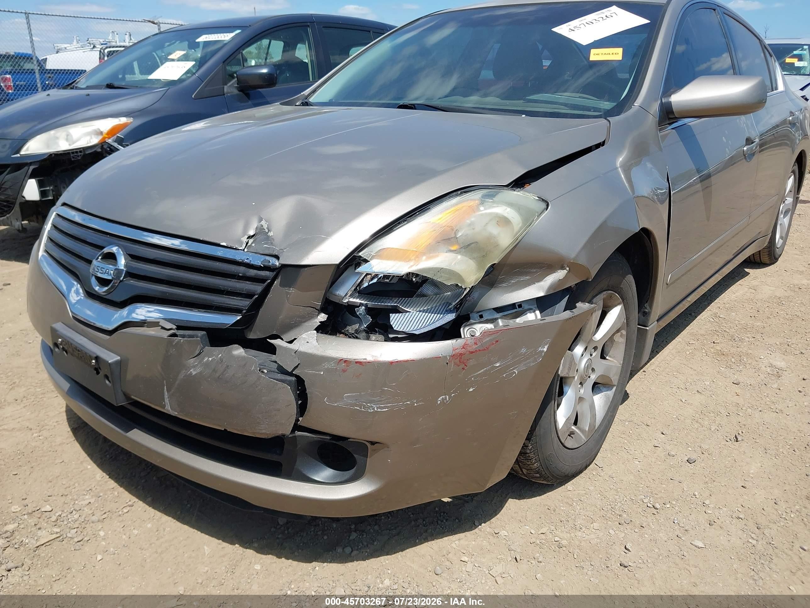 2007 Nissan Altima 2.5 S Silver vin: 1N4AL21E97C131184