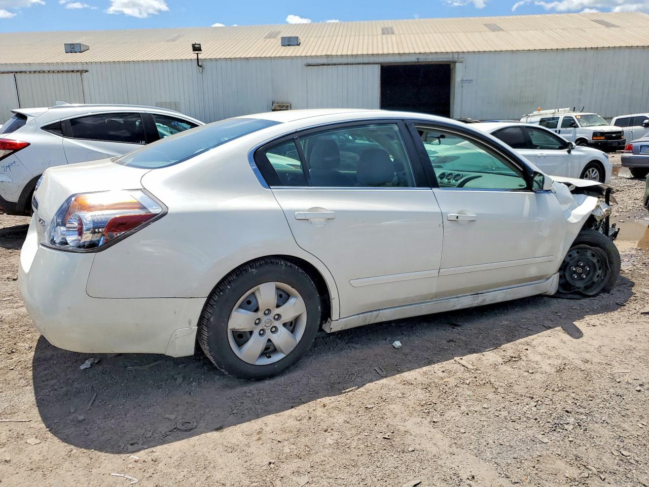 2007 Nissan Altima 2.5 White vin: 1N4AL21E97C223492