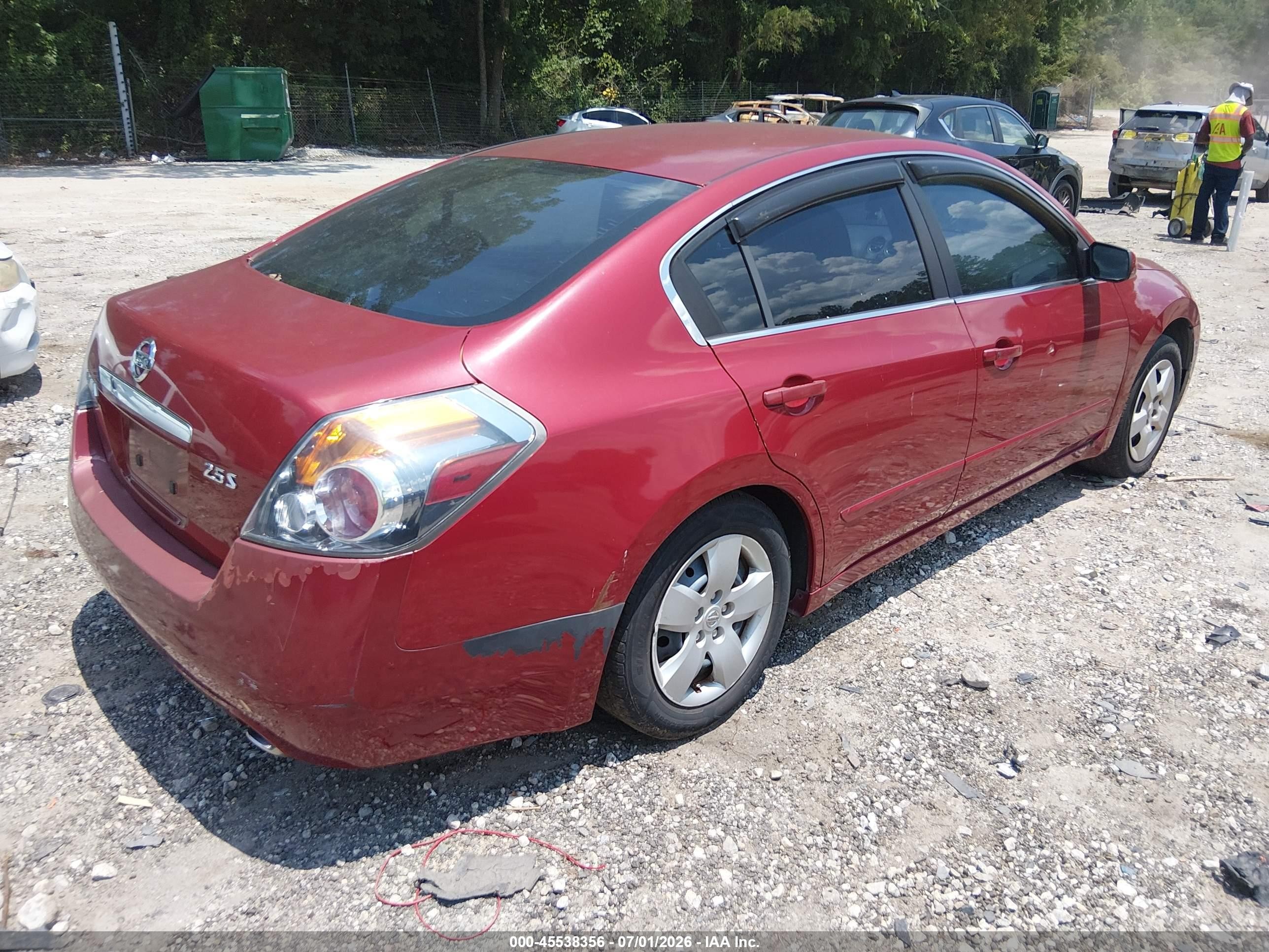 2007 Nissan Altima 2.5 S Red vin: 1N4AL21E97N438410