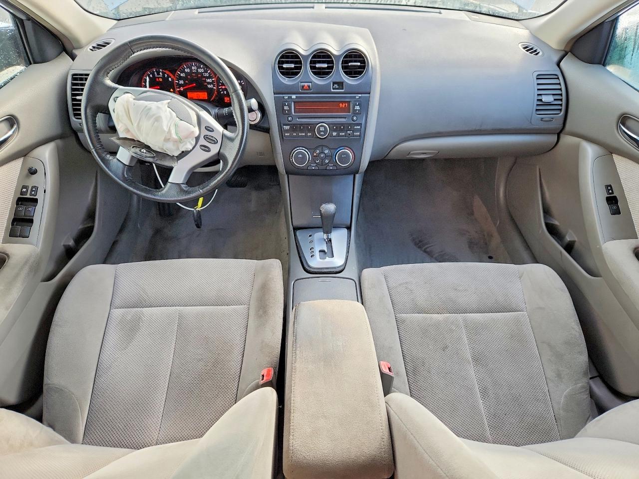 2007 Nissan Altima 2.5 Silver vin: 1N4AL21E97N448306