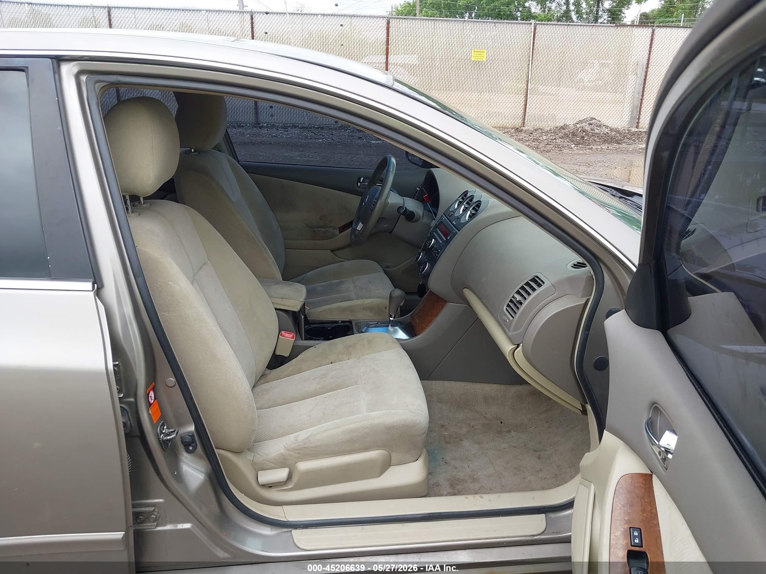 2008 Nissan Altima 2.5 S Tan vin: 1N4AL21E98C140663