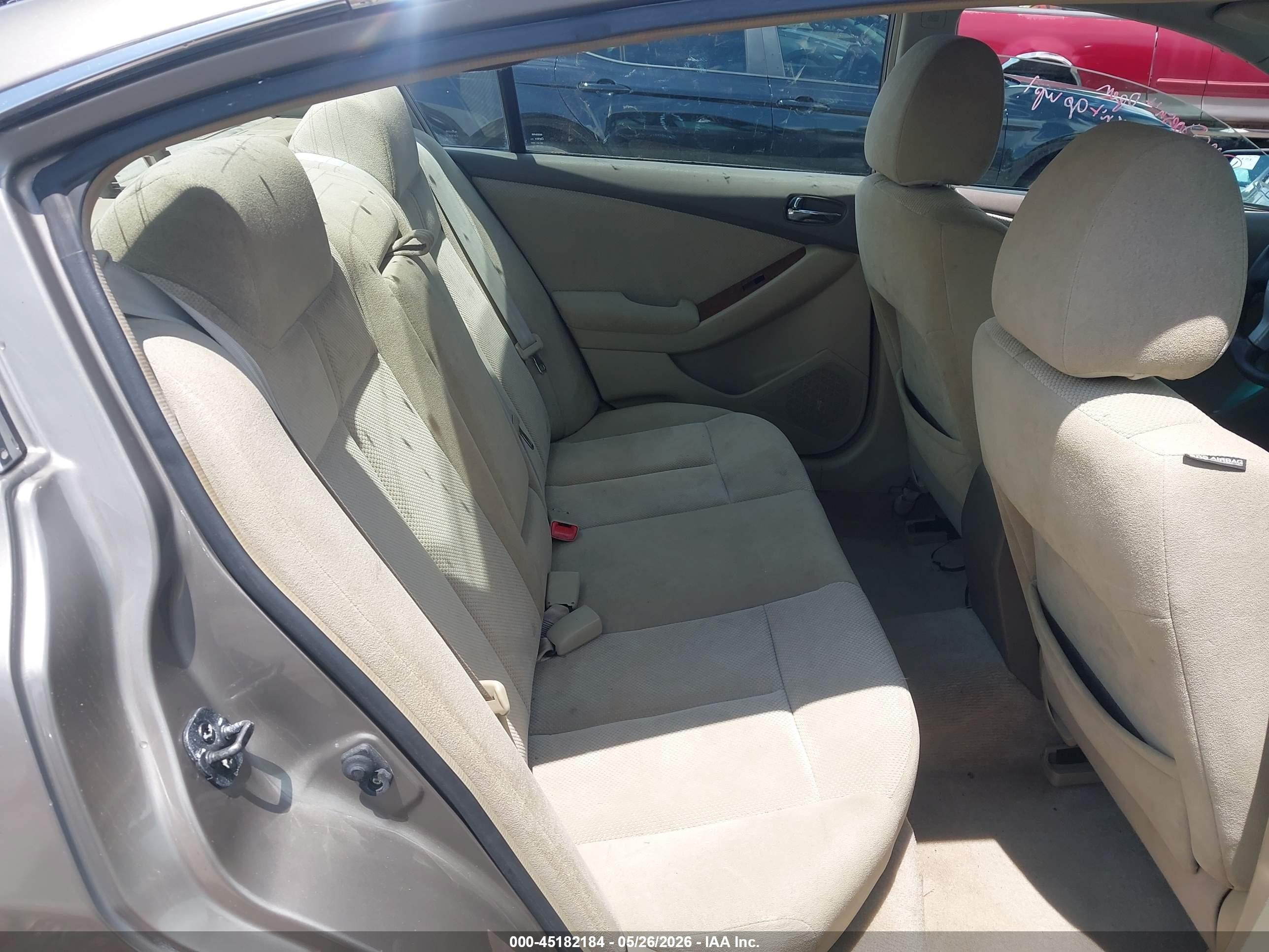 2008 Nissan Altima 2.5 S Gold vin: 1N4AL21E98C167619
