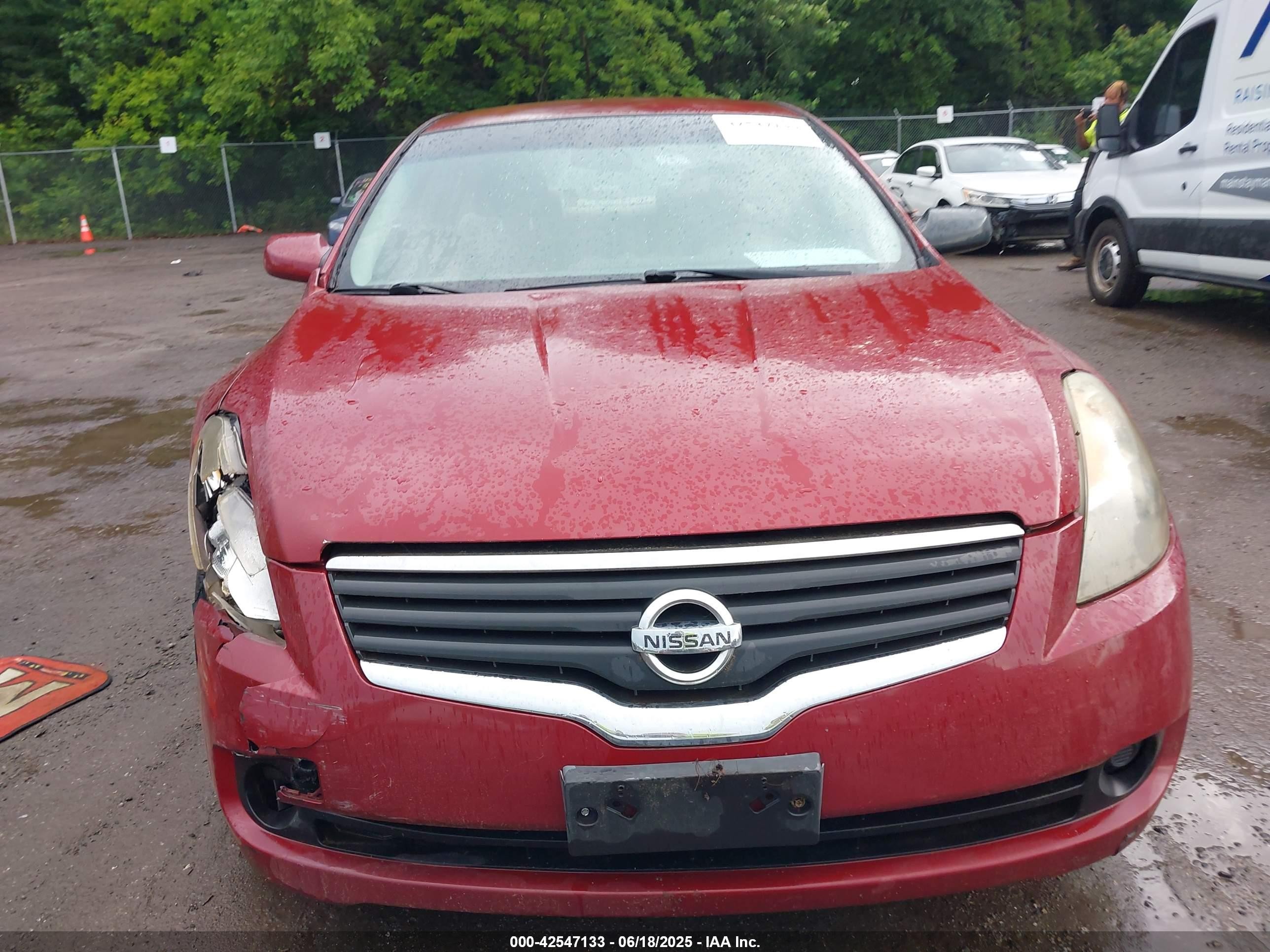 2008 Nissan Altima 2.5 S Red vin: 1N4AL21E98N425142